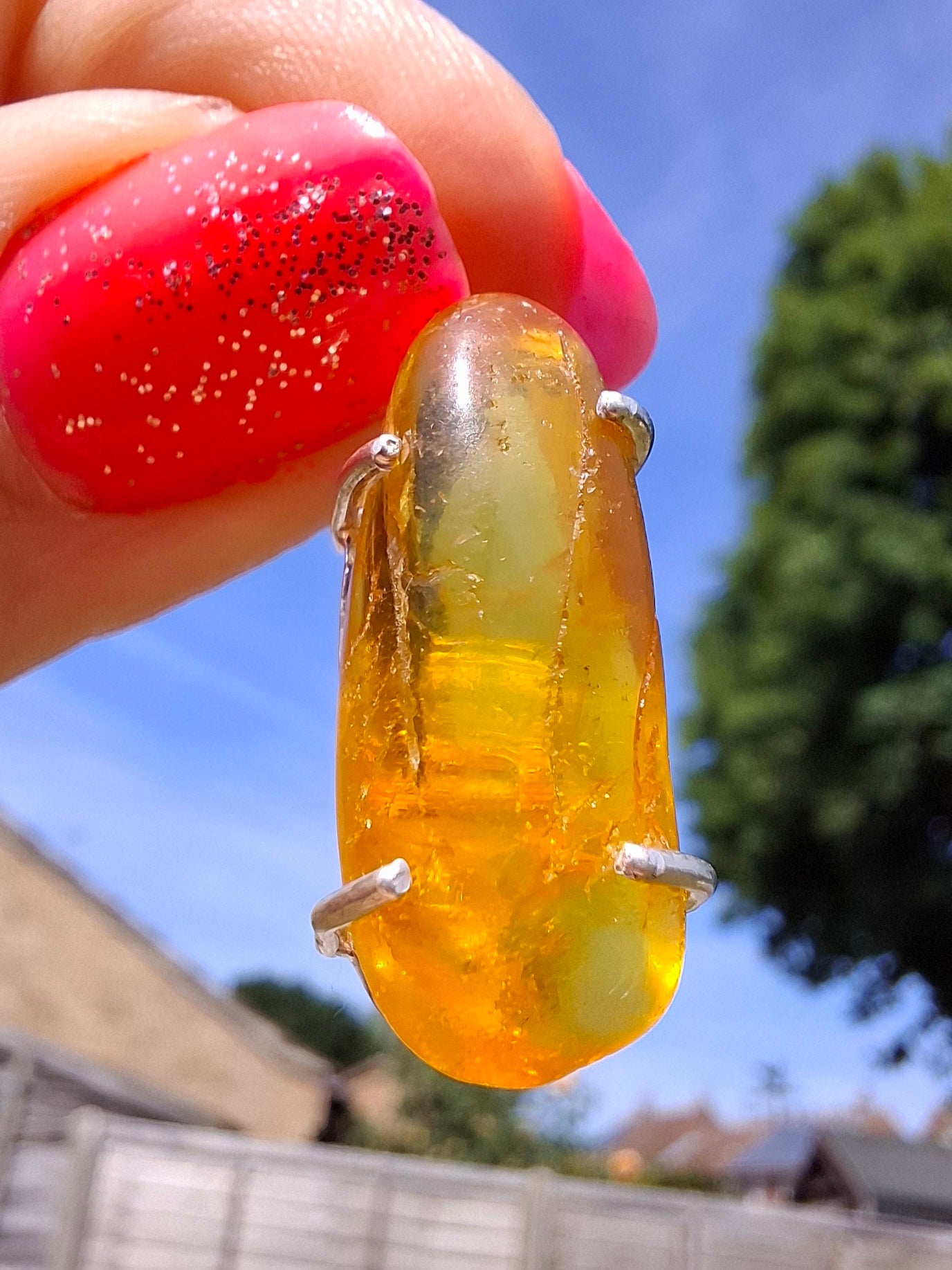 Baltic Amber Pendant, 925 Silver, Fossil (Ref: AP13)