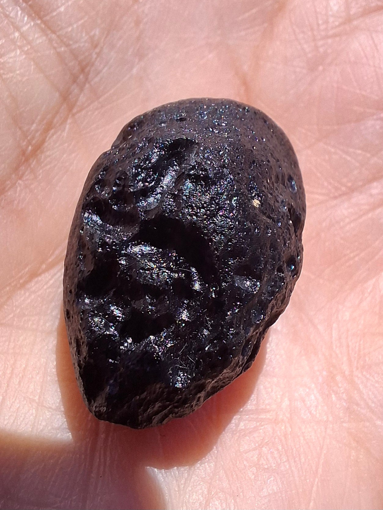 Guang Dong (Chinese), 10.55g, Tektite
