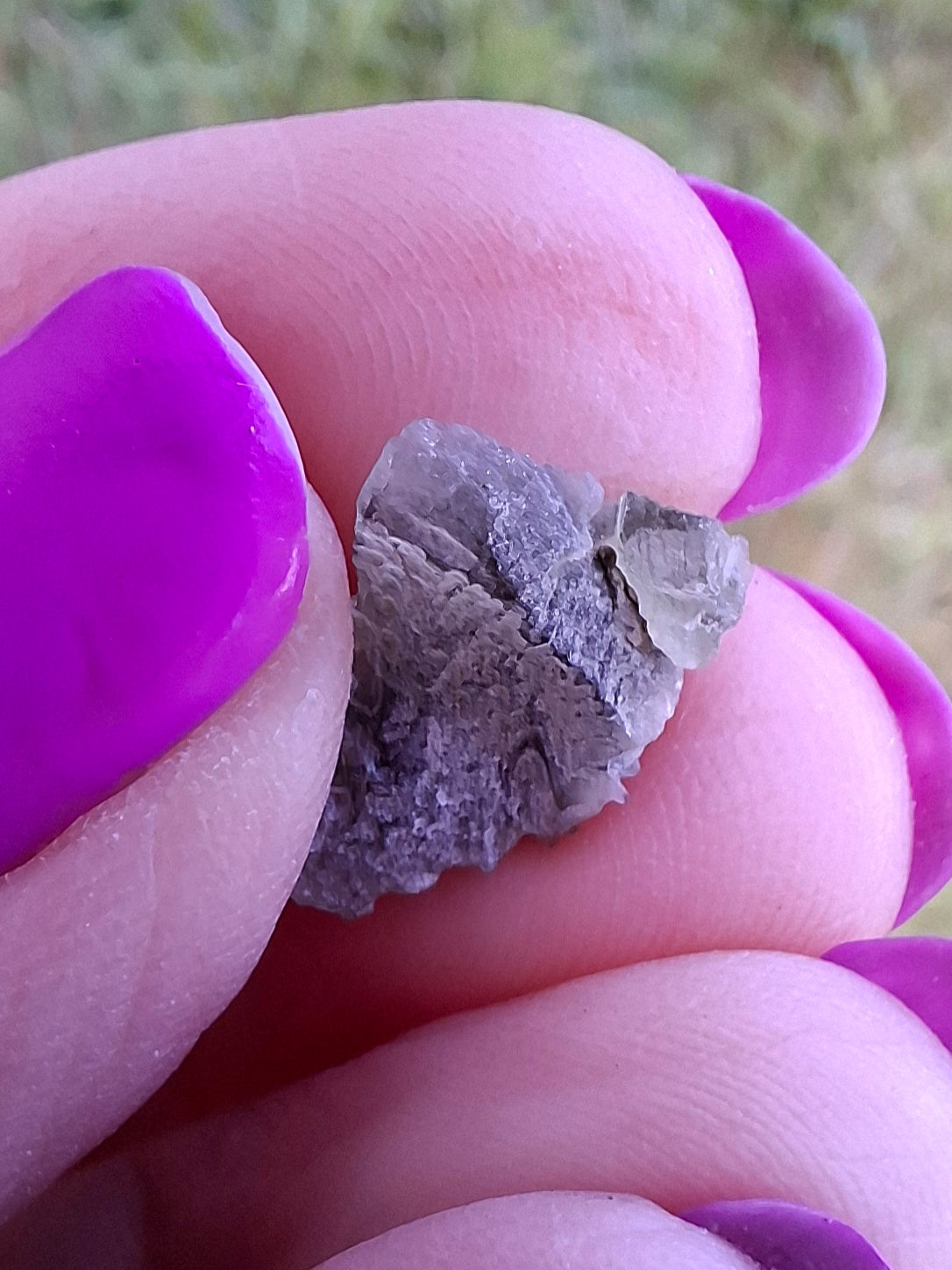 Moldavite Piece, 0.78g, Tektite (Ref: 1451)