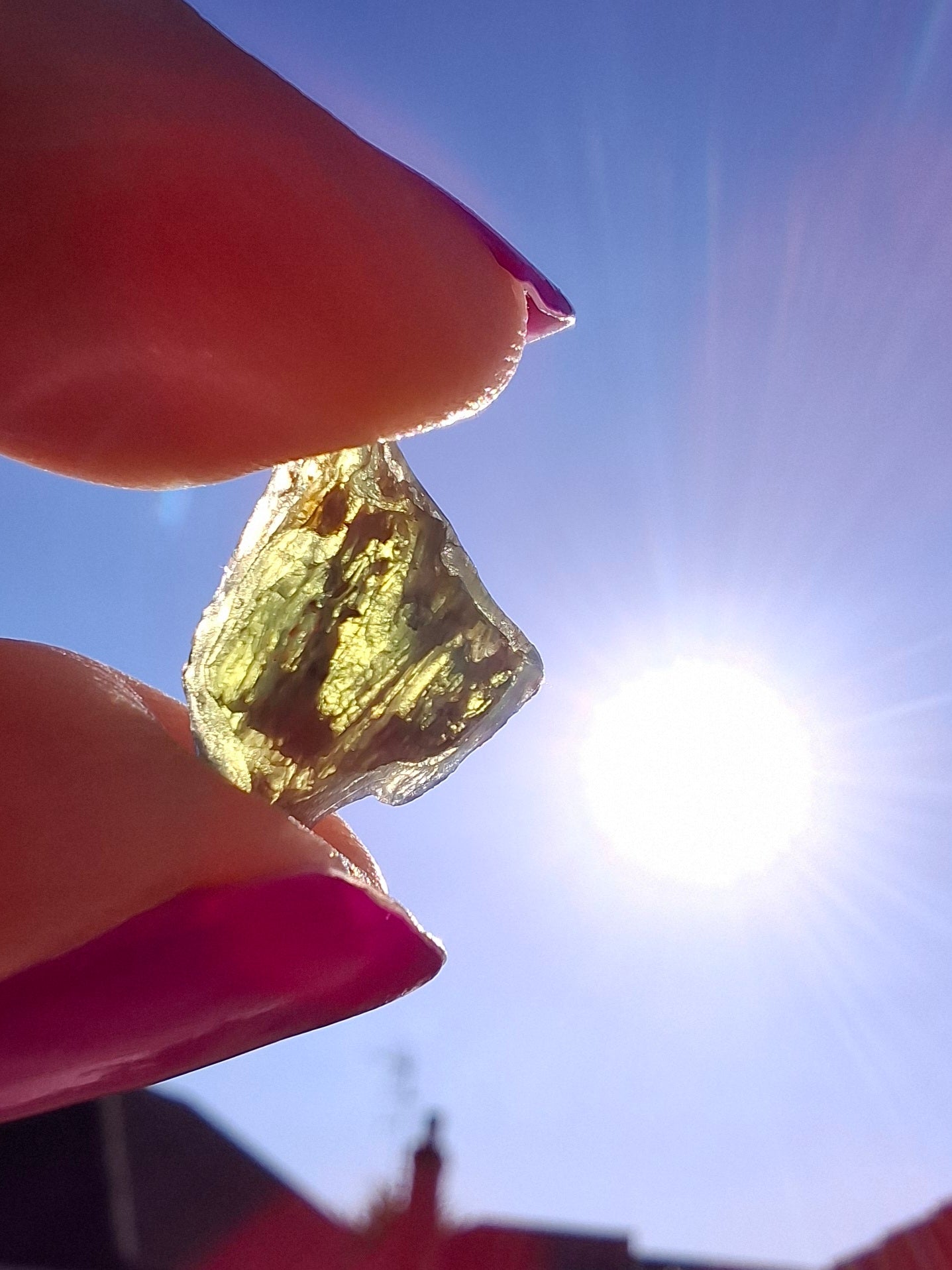 Moldavite Piece, 0.81g, Tektite (Ref: 1449)