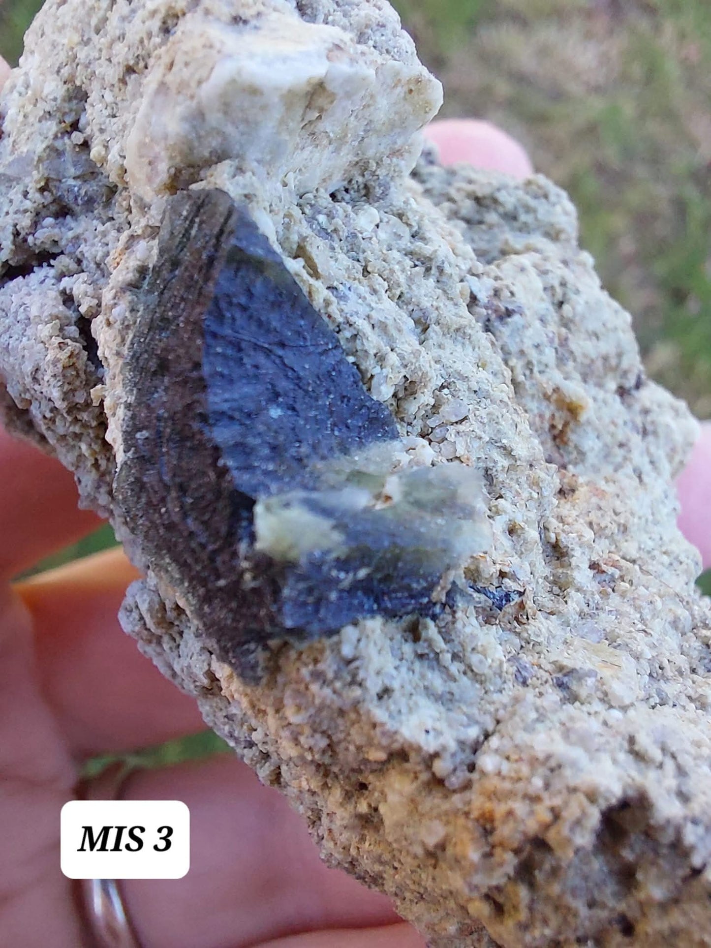 Moldavite In-Situ (in matrix), Besednice, Est- 3g, Tektite (Ref: MIS3)