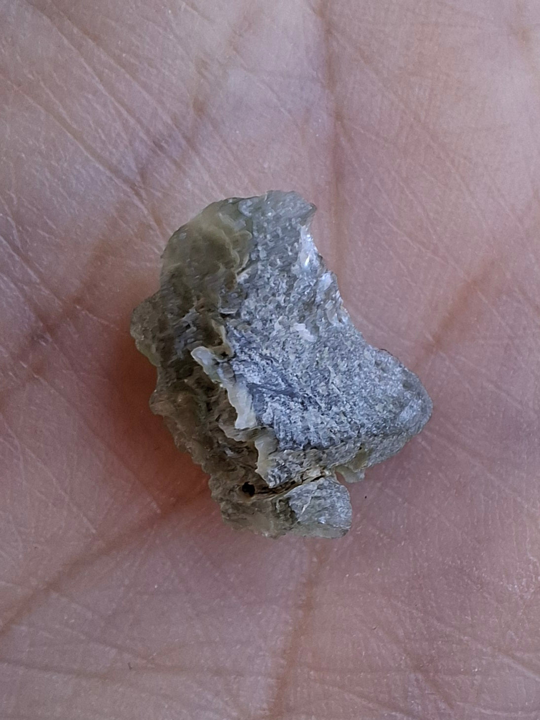 Moldavite Piece, 0.78g, Tektite (Ref: 1451)