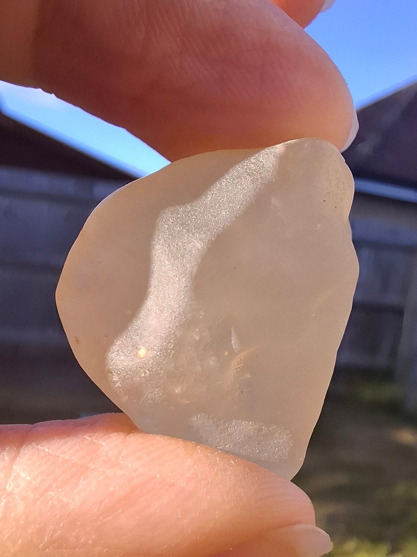 Libyan Desert Glass Piece, 12.90g, Tektite (Ref: LE243)