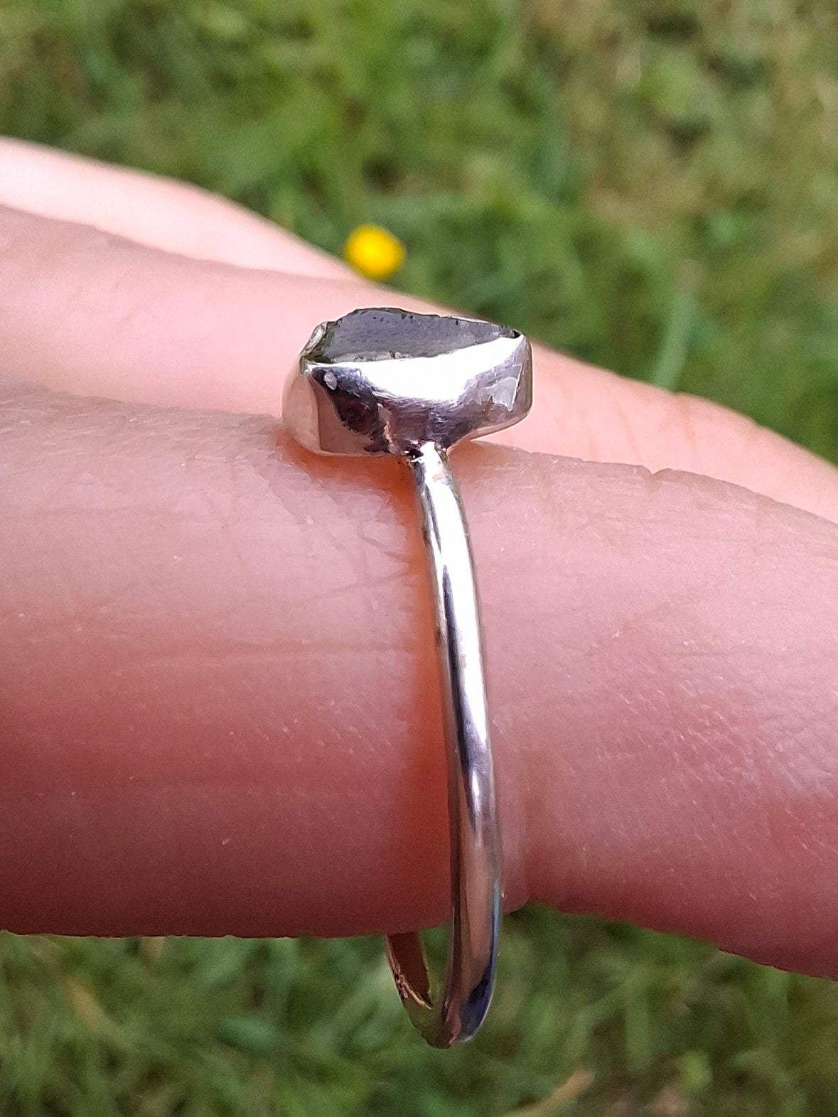 Moldavite's Ring, size large L/small M, 925 Silver, Tektite (Ref: R36)