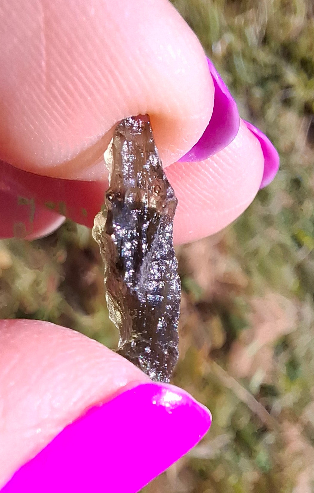 Moldavite Piece, 0.61g, Tektite (Ref: 1457)