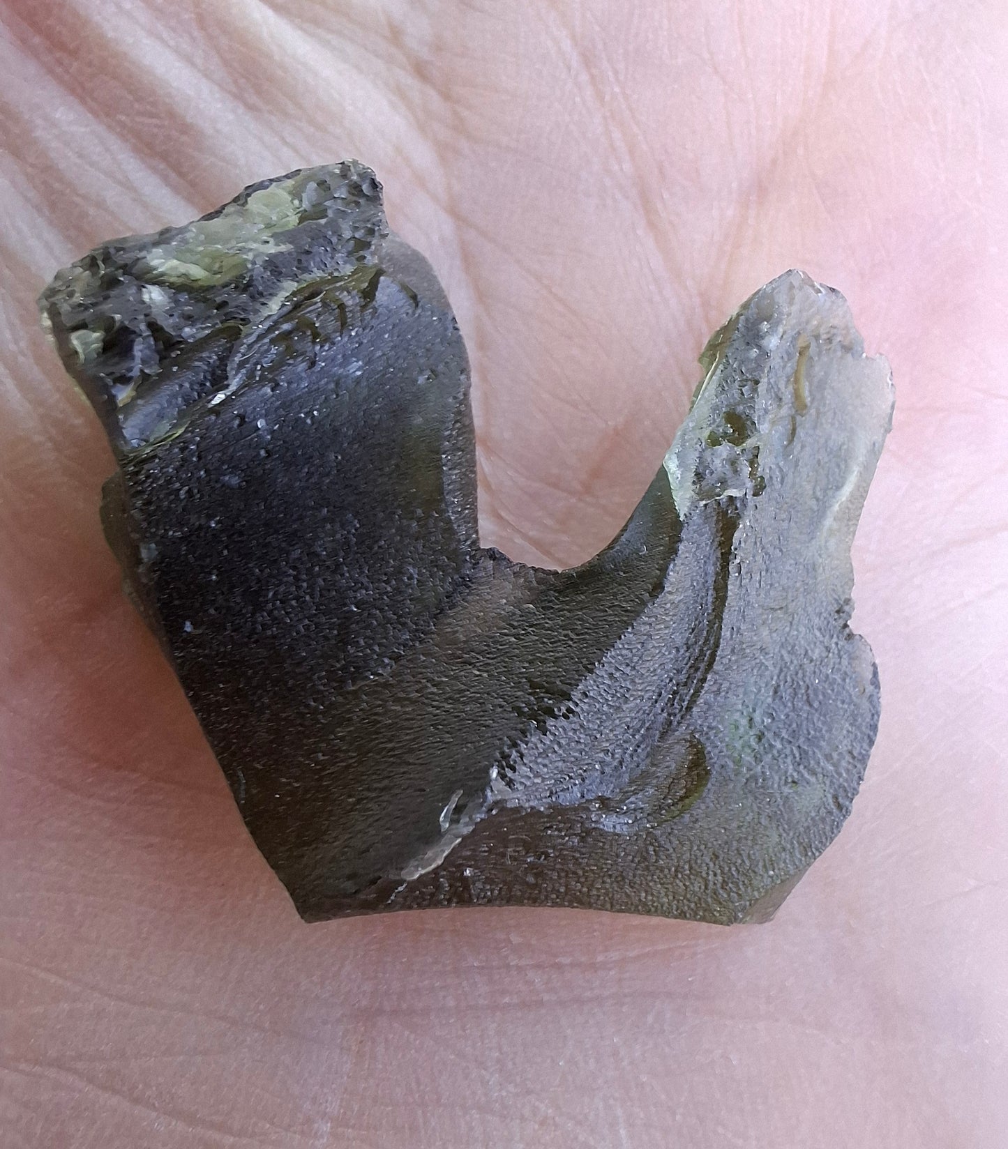 Moldavite Piece, NESMEN, 8.90g, Tektite (Ref: 1374)