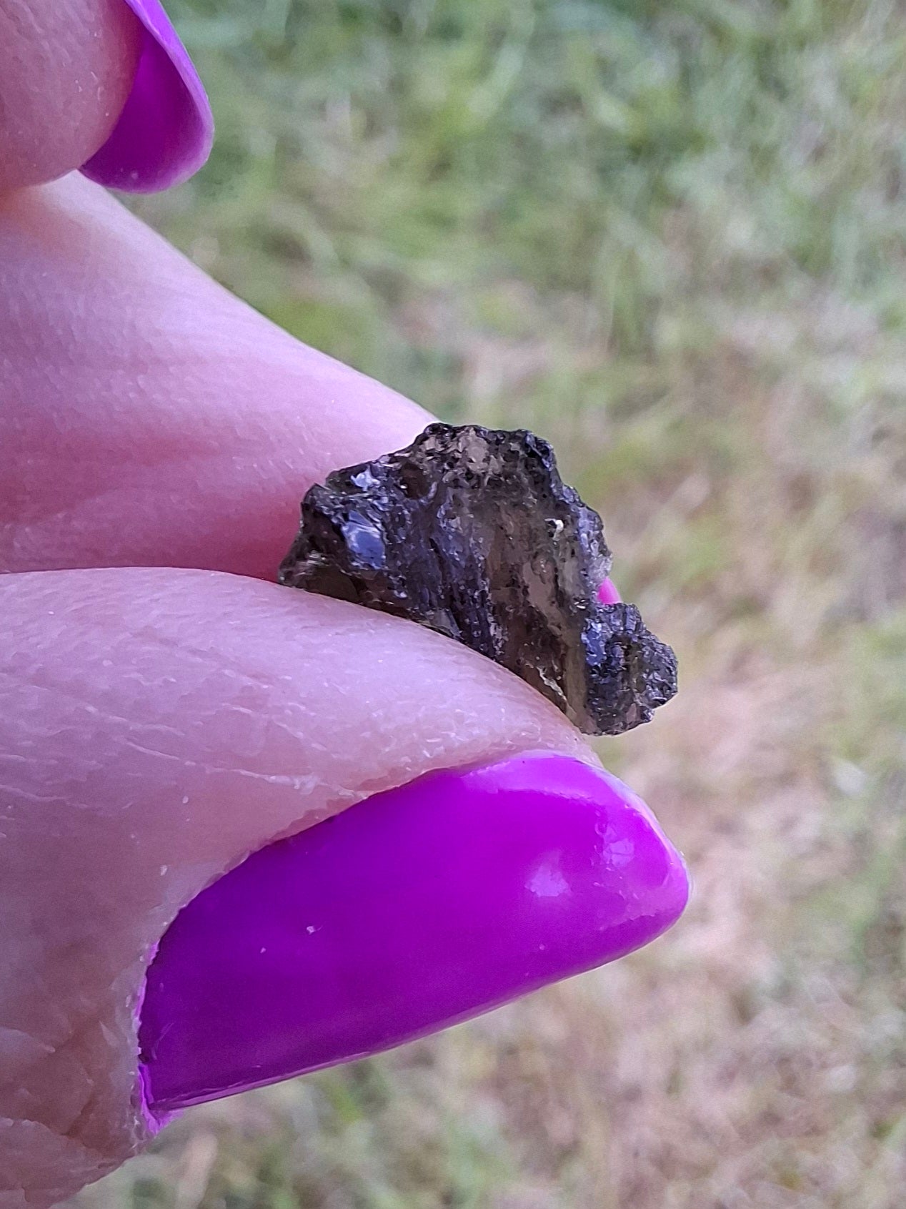 Moldavite Piece, 0.62g, Tektite (Ref: 1455)