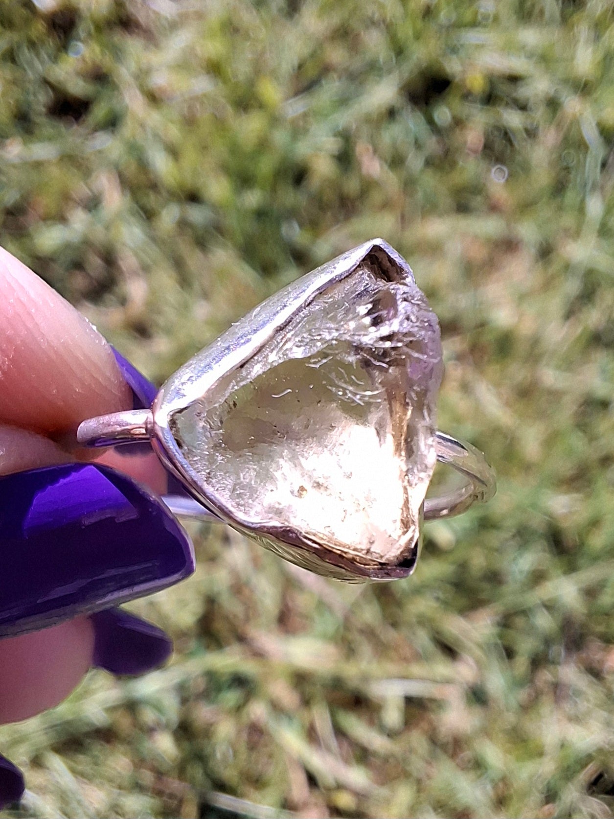 Libyan Desert Glass Ring, size large V, 925 Silver, Tektite (Ref: LR55)