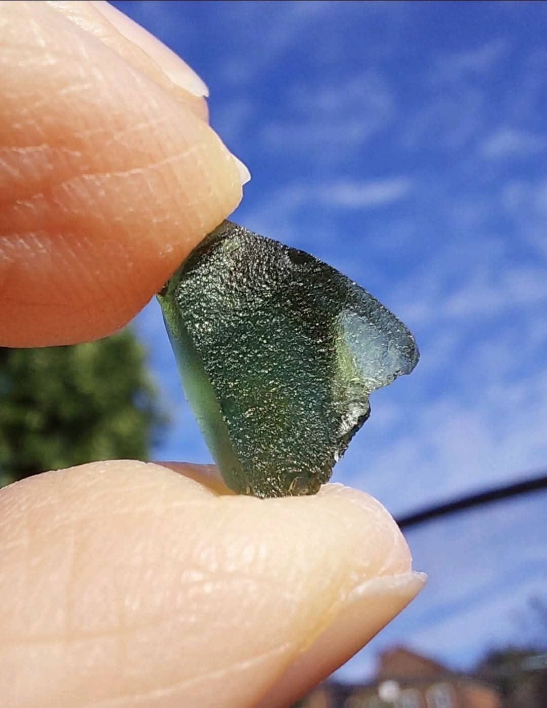 Moldavite Piece, 0.94g, Tektite (Ref: 937)