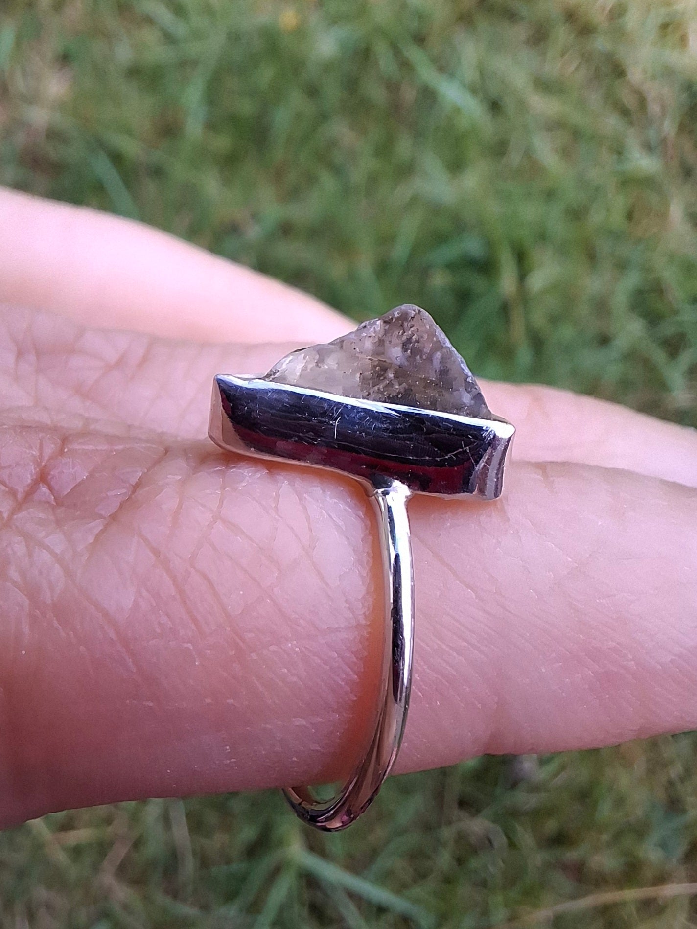 Libyan Desert Glass Ring, size large J/small K, 925 Silver, Tektite (Ref: LR11)