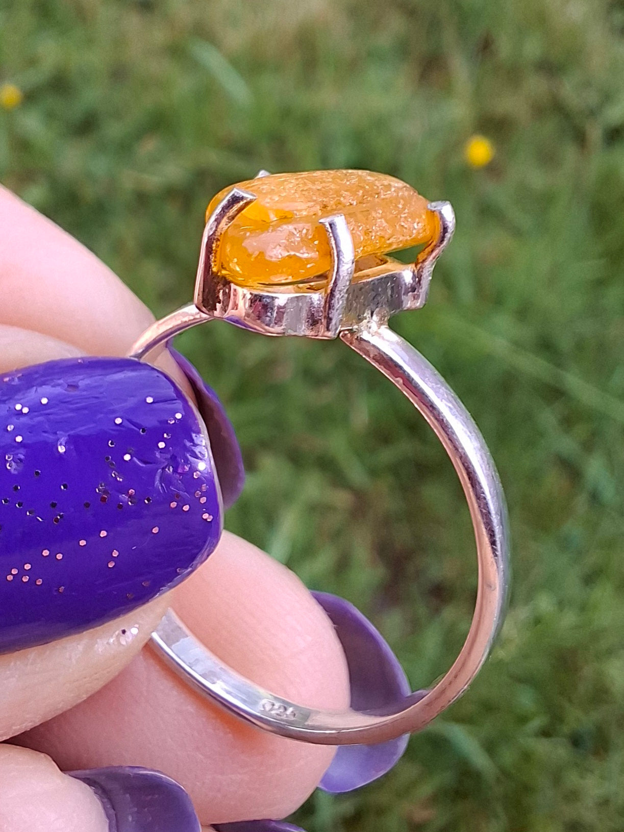 Baltic Amber Ring, size large R, 925 Silver, Fossil (Ref: AR15)