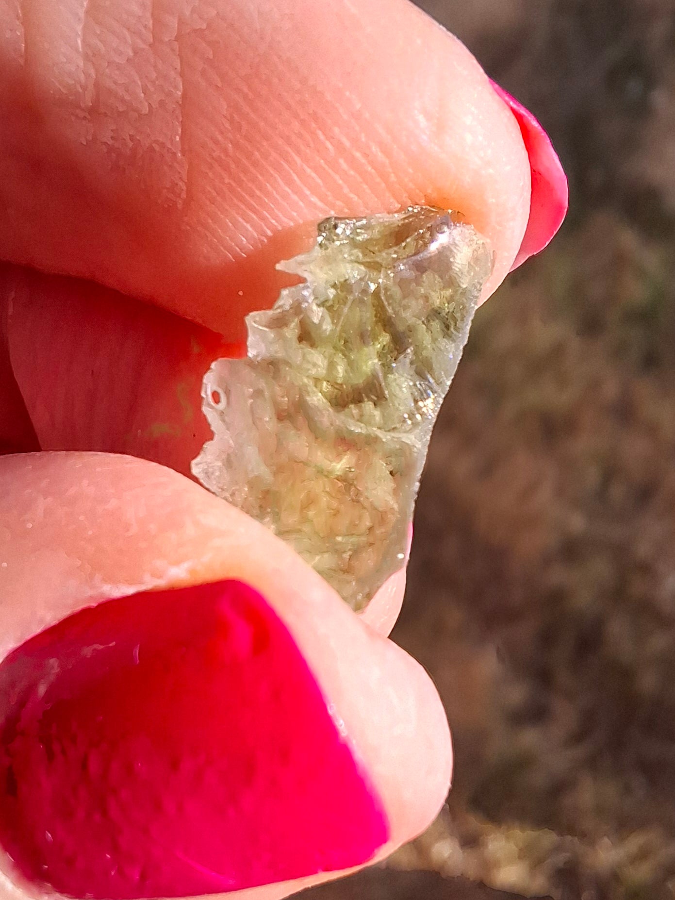 Moldavite Piece, SNOWFLAKE, FROSTED, BRUSNA, 0.44g, Tektite (Ref: 1497)