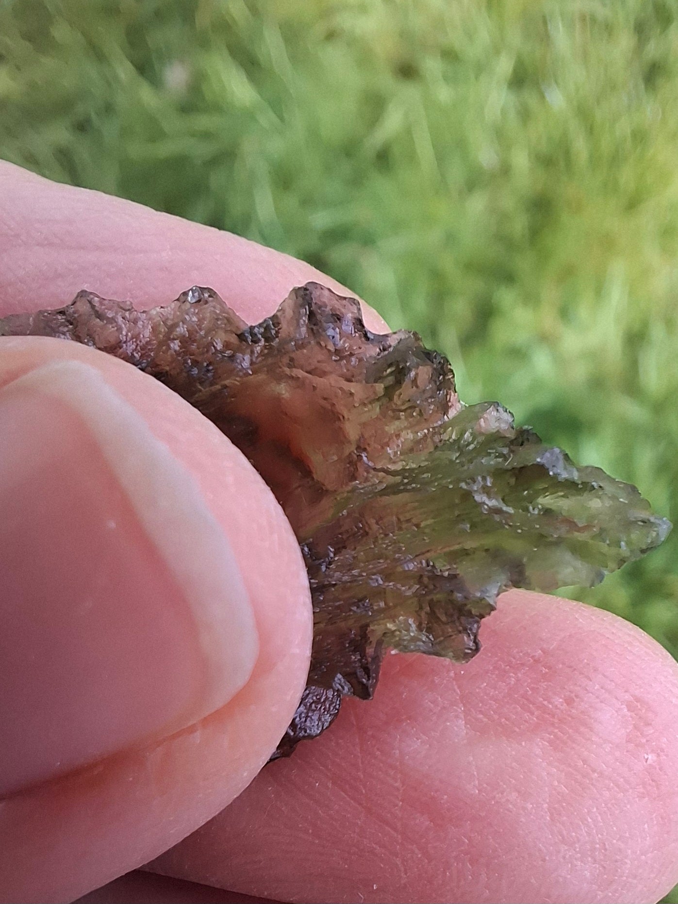 Moldavite Piece, JEZKOVNA BESEDNICE, 1.30g, Tektite (Ref: 1286)