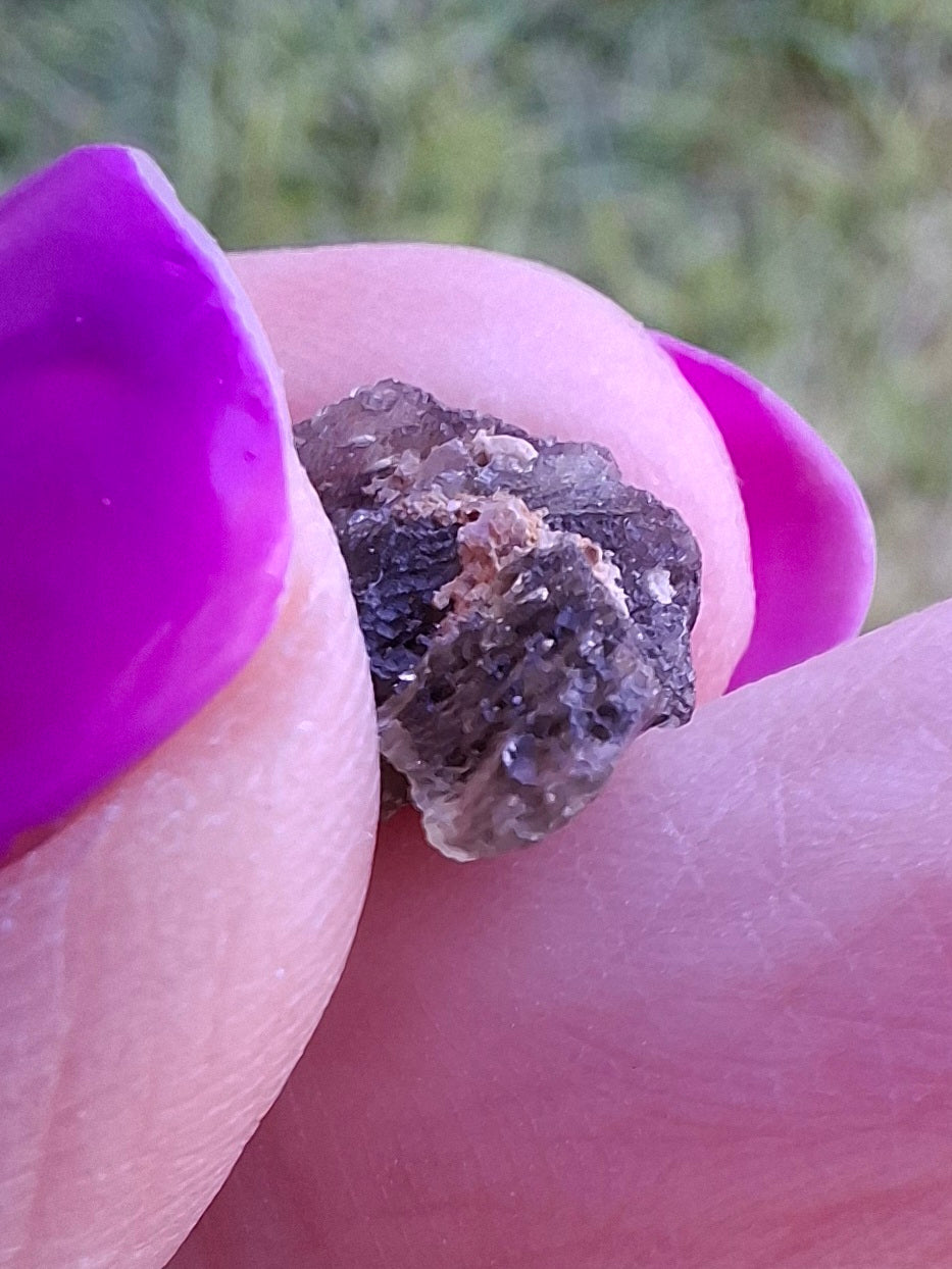 Moldavite Piece, 0.65g, Tektite (Ref: 1459)