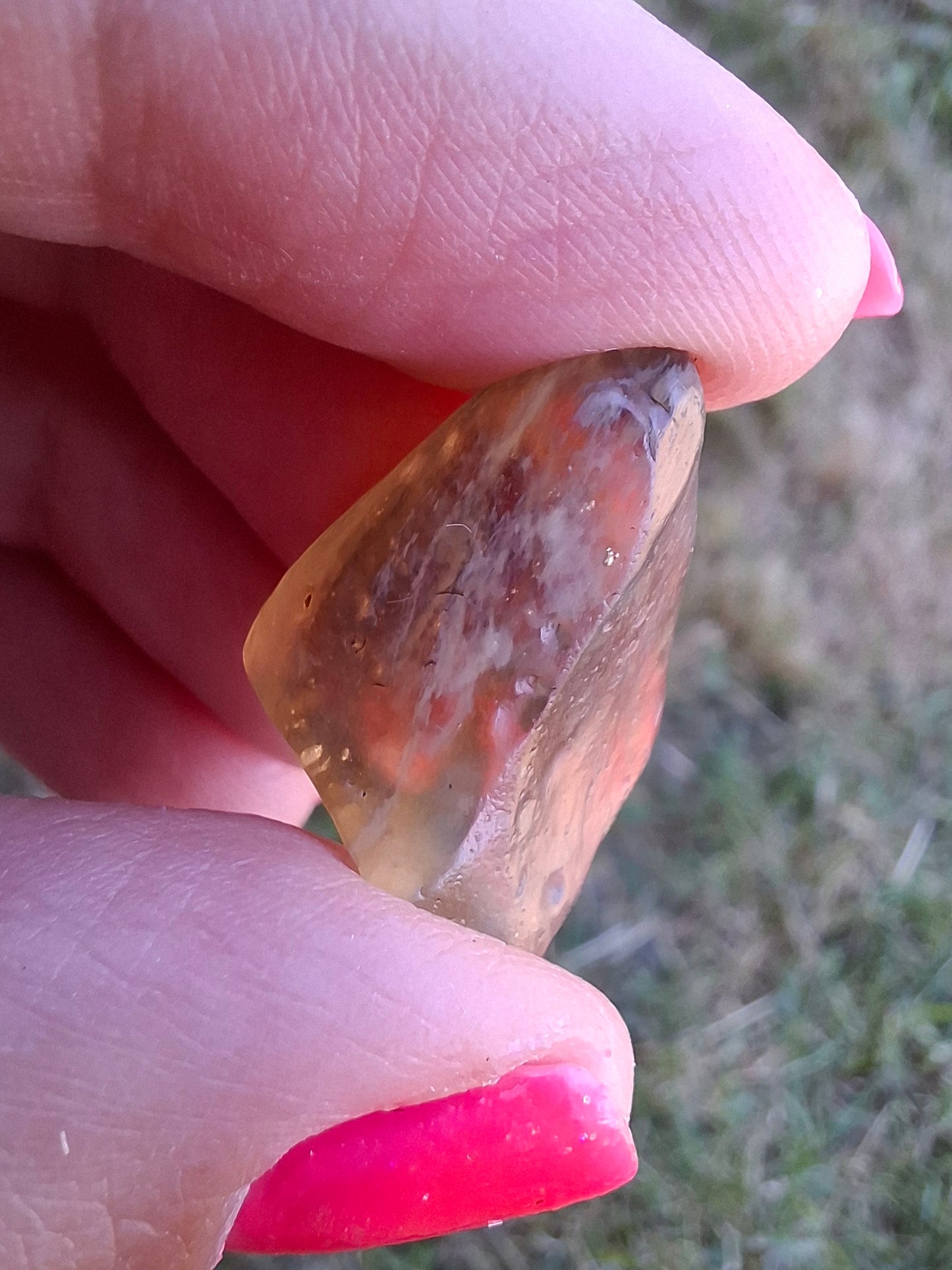 Libyan Desert Glass (darker) Piece, 4.43g, Tektite (Ref: L1361)