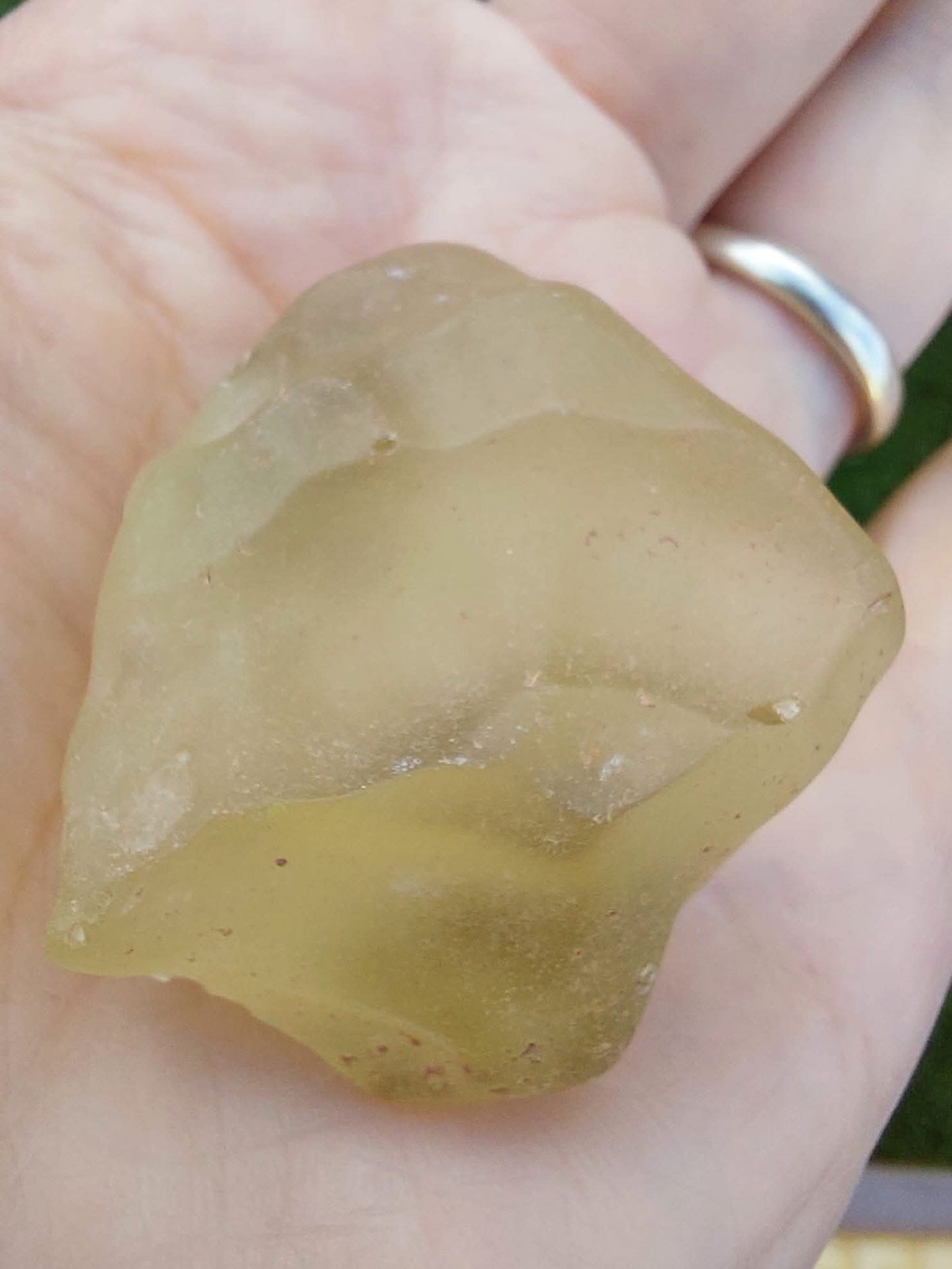 Libyan Desert Glass Piece, 29.87g, Tektite (Ref: LE238)