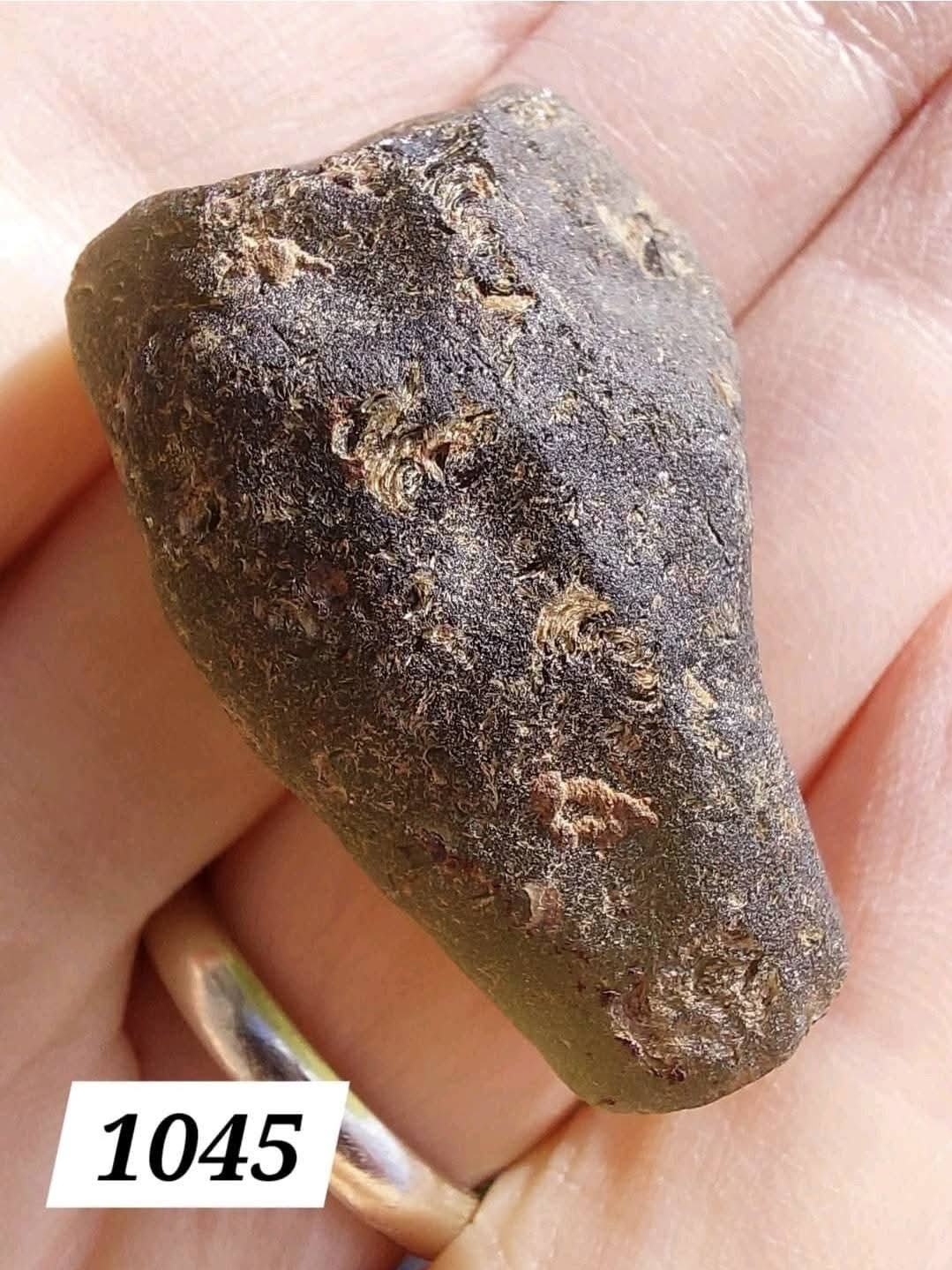 Moldavite Piece, CHLUM FIELD, 15.77g, Tektite (Ref: 1045)