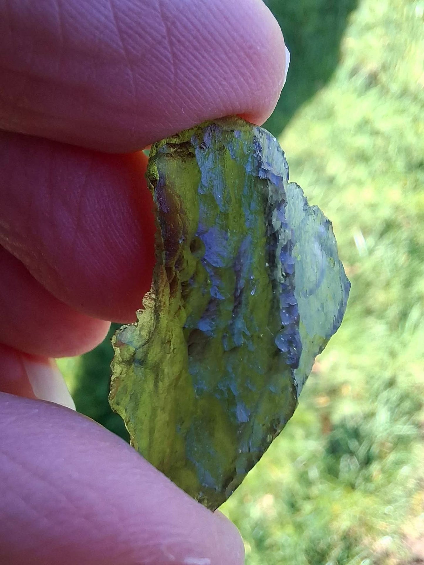 Moldavite Piece, MAROUSKOVO POLE, 2.91g, Tektite (Ref: 1359)
