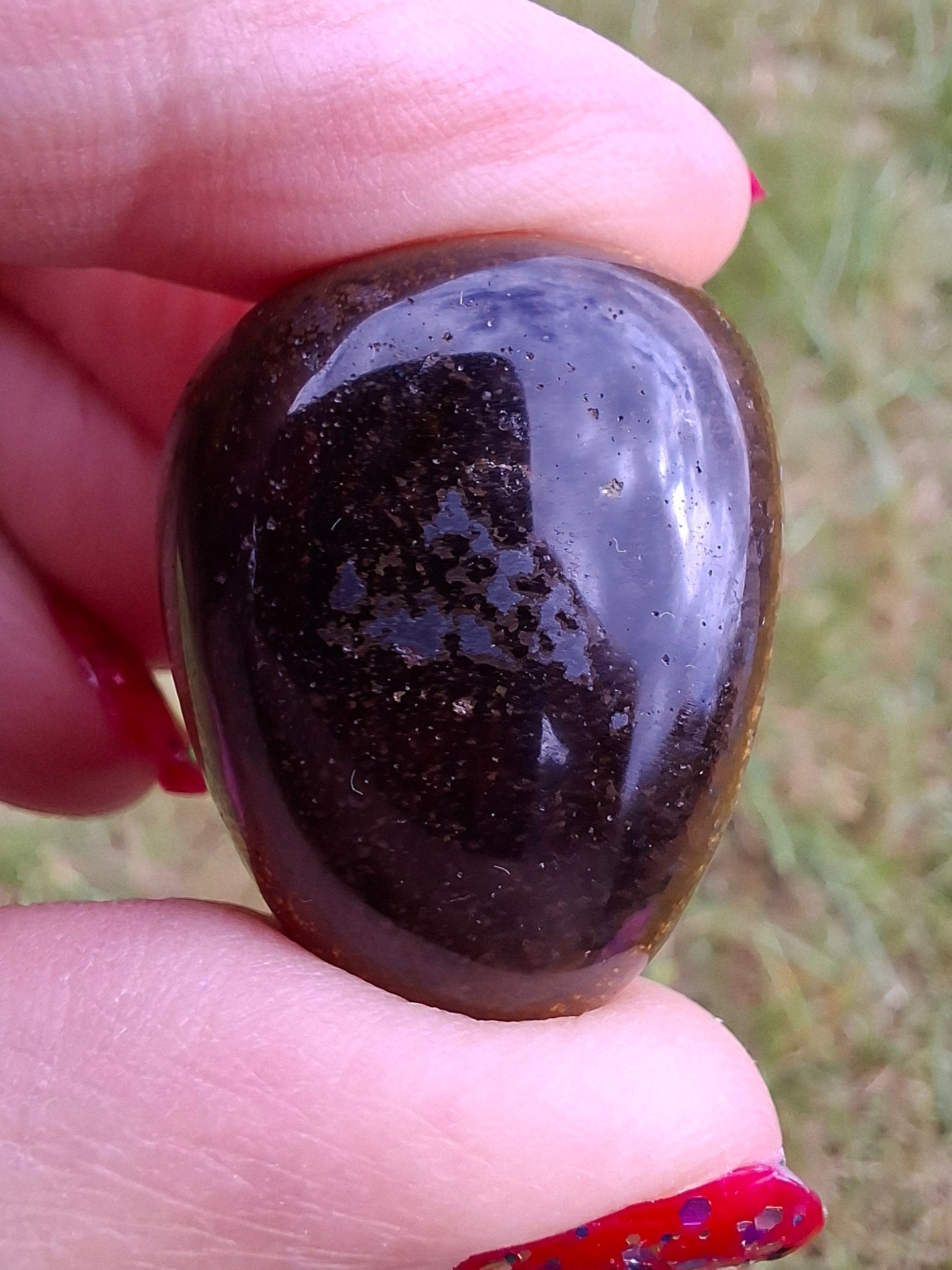 Tigers Eye, Tumble Stone, Crystal (Ref: T128)