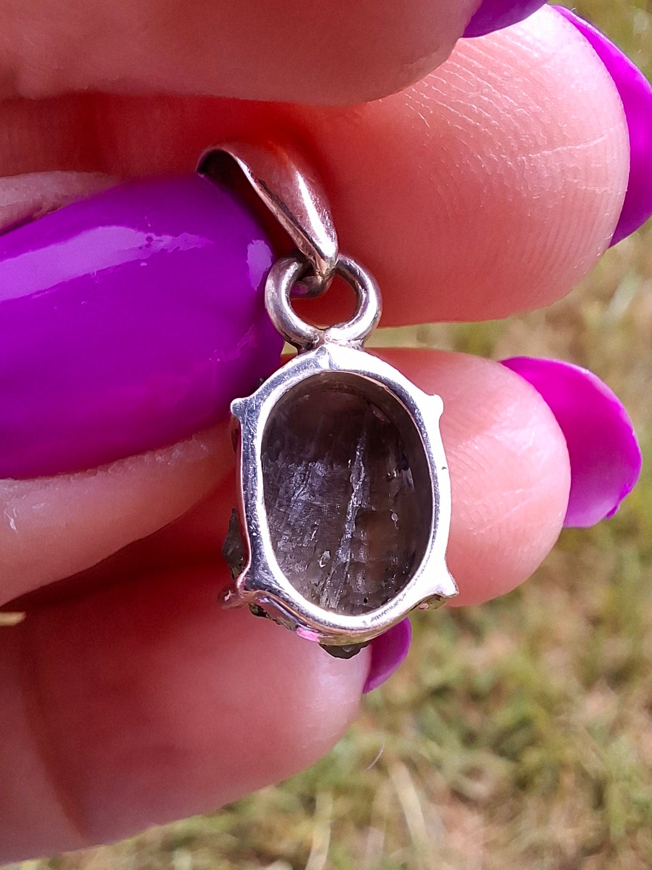 Moldavite Claw Pendant, 925 Silver, Tektite (Ref: P23)