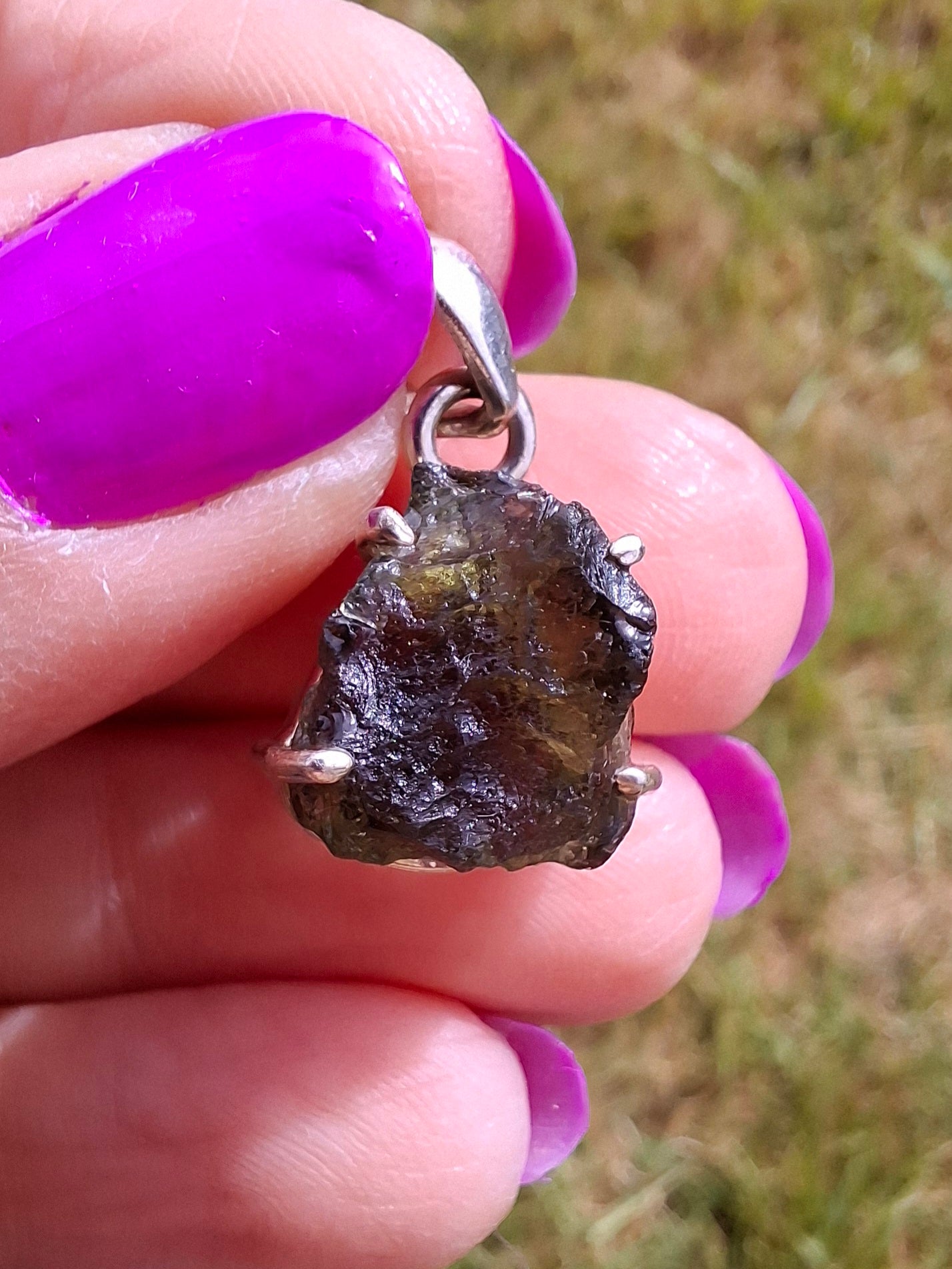 Moldavite Claw Pendant, 925 Silver, Tektite (Ref: P28)