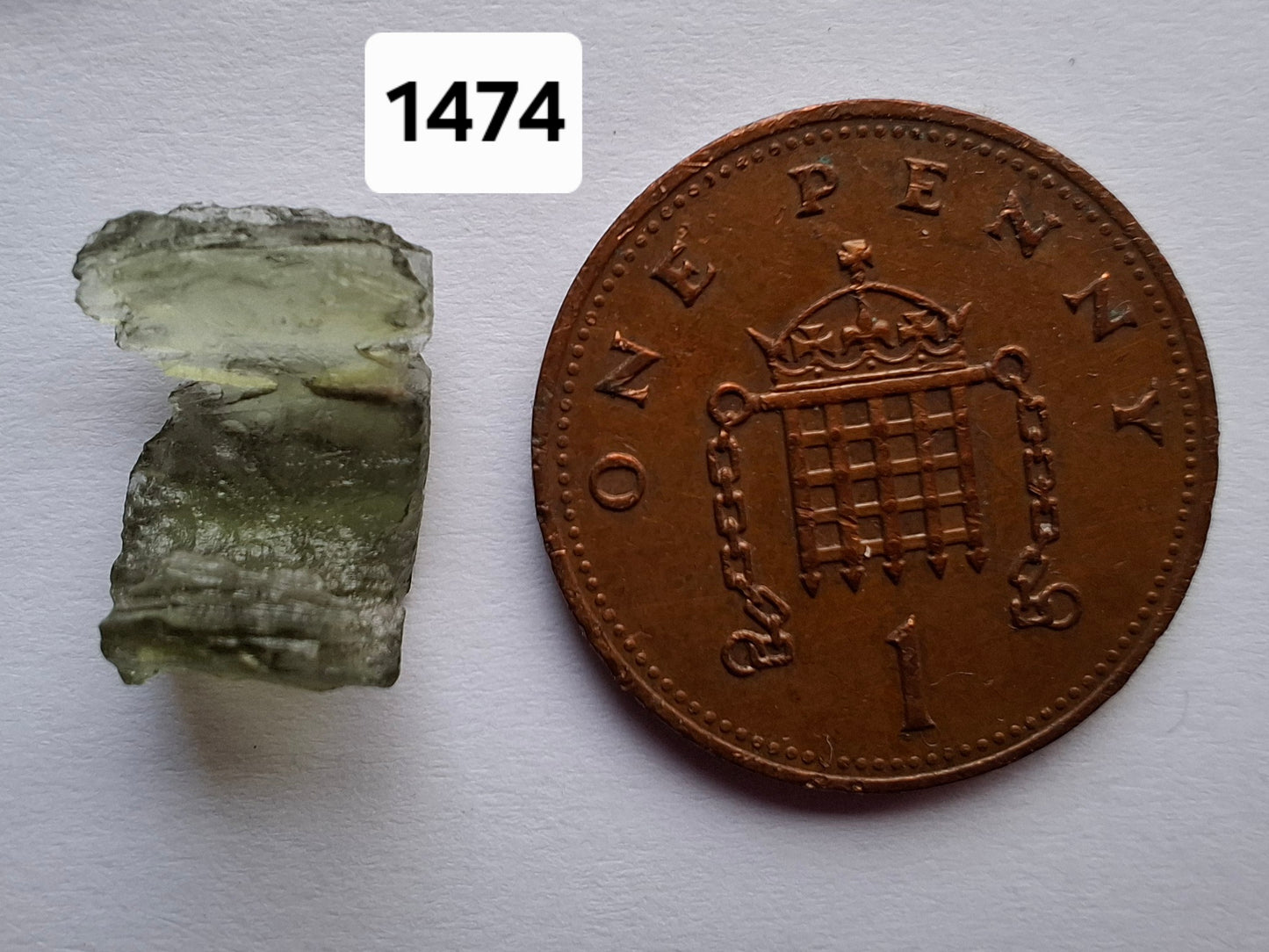 Moldavite Piece, 0.56g, Tektite (Ref: 1474)