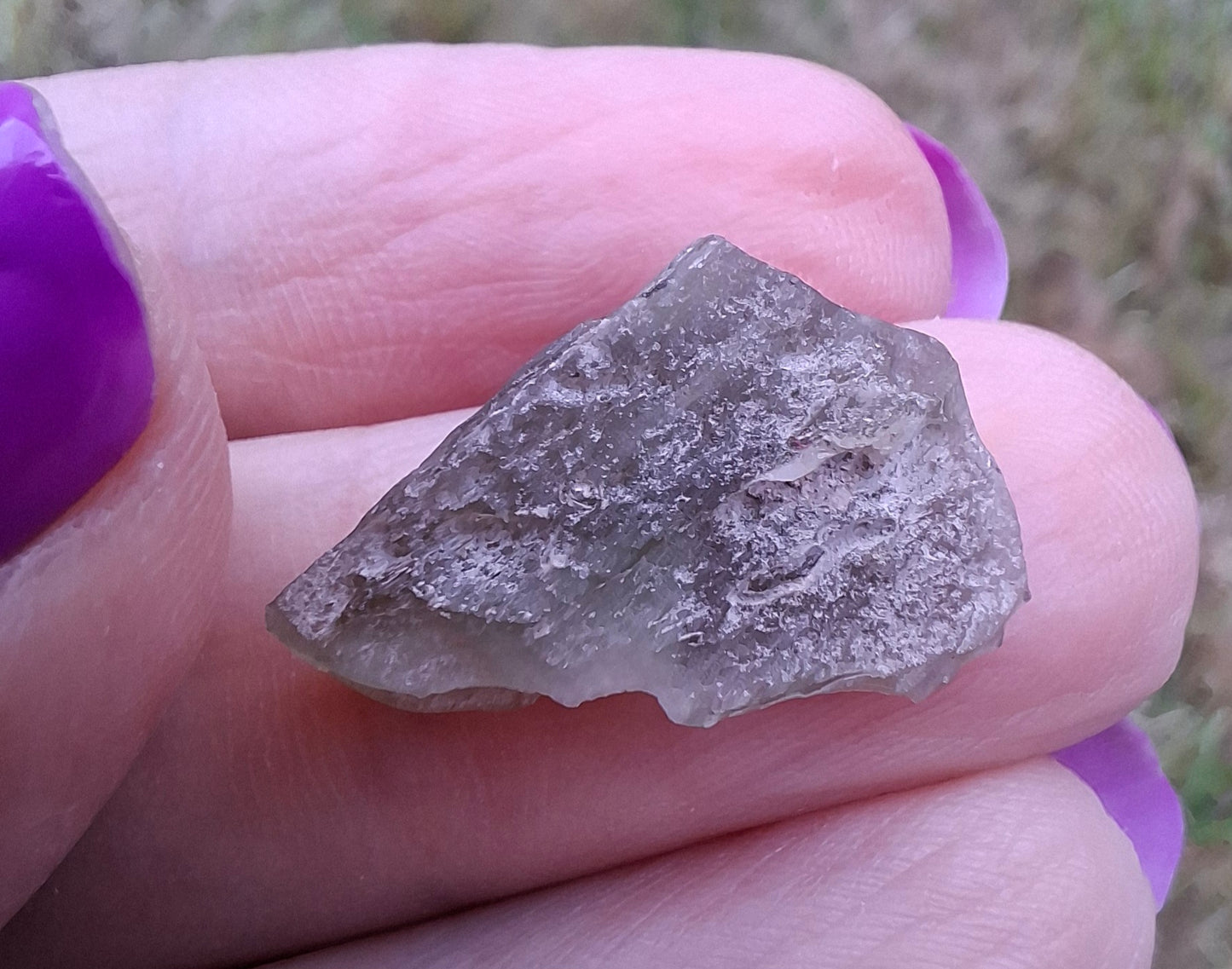 Moldavite Piece, 1.30g, Tektite (Ref: 1434)