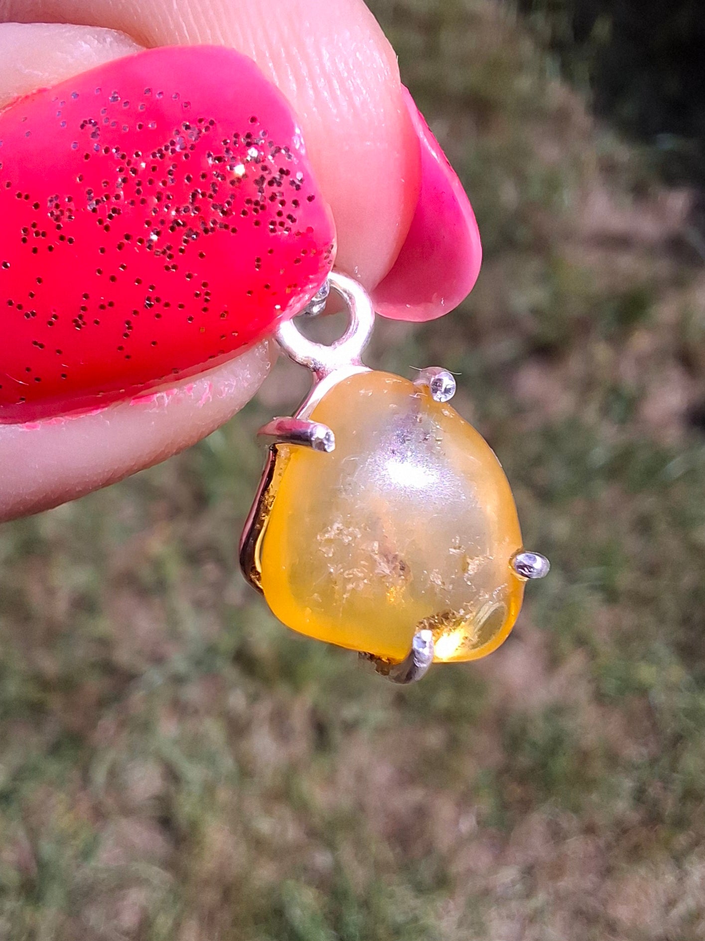Baltic Amber Pendant, 925 Silver, Fossil (Ref: AP20)