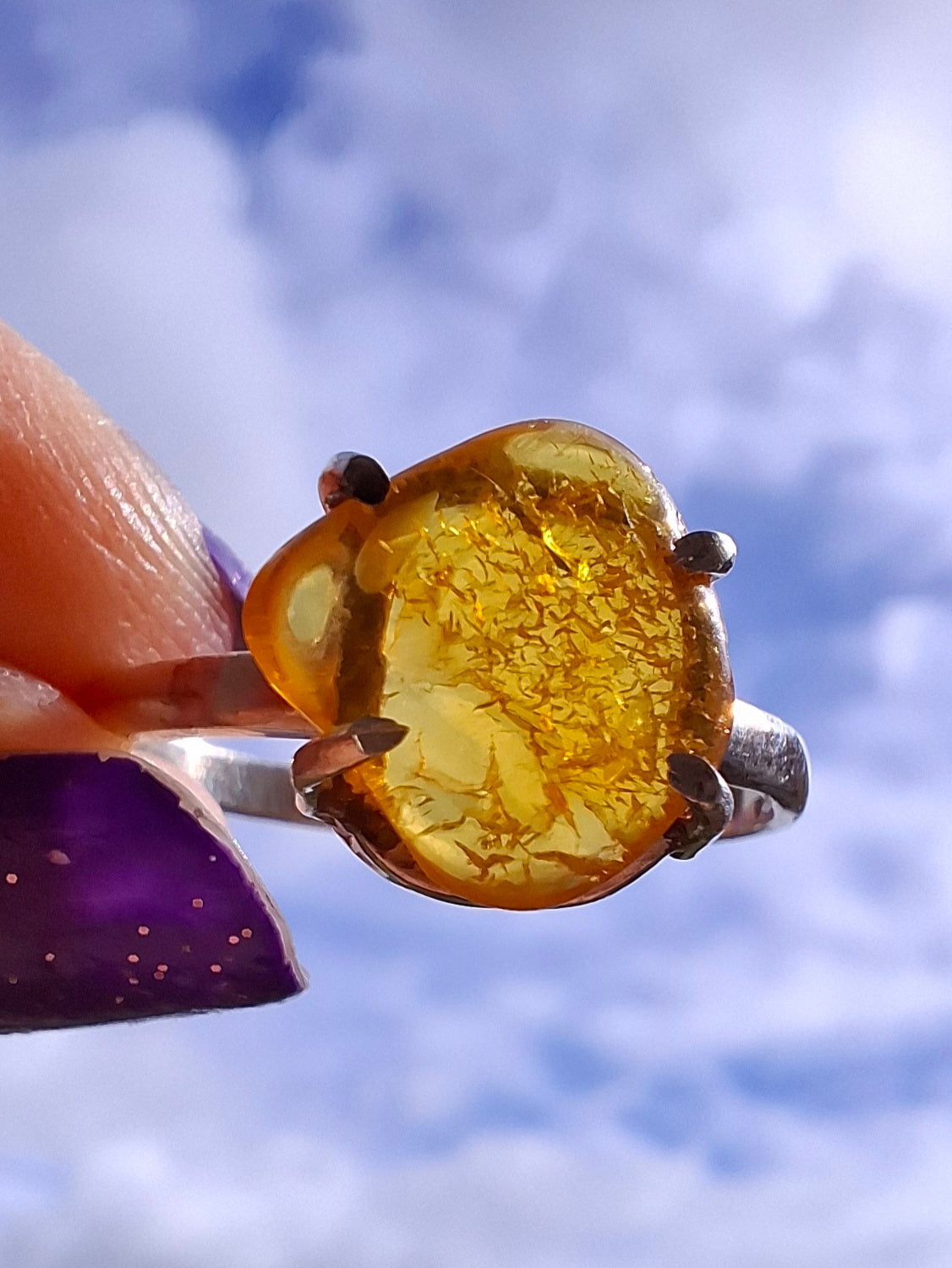 Baltic Amber Ring, size large R, 925 Silver, Fossil (Ref: AR17)