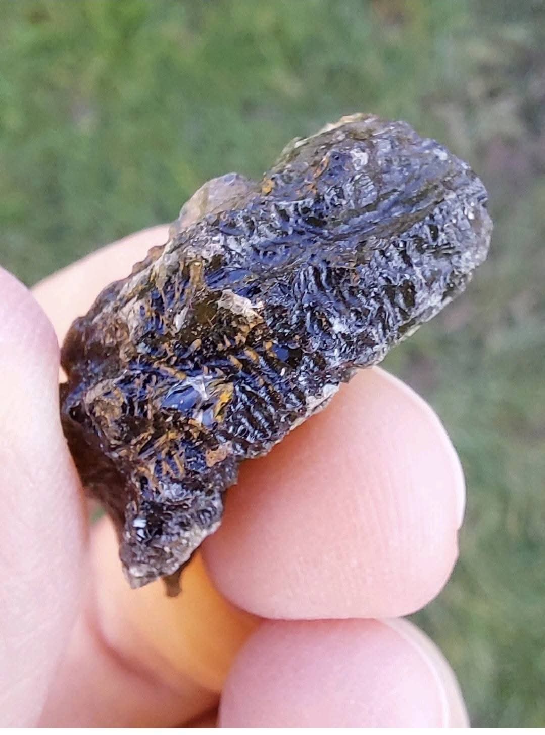 Moldavite Piece, CHLUM, 7.54g, Tektite (Ref: 1048)