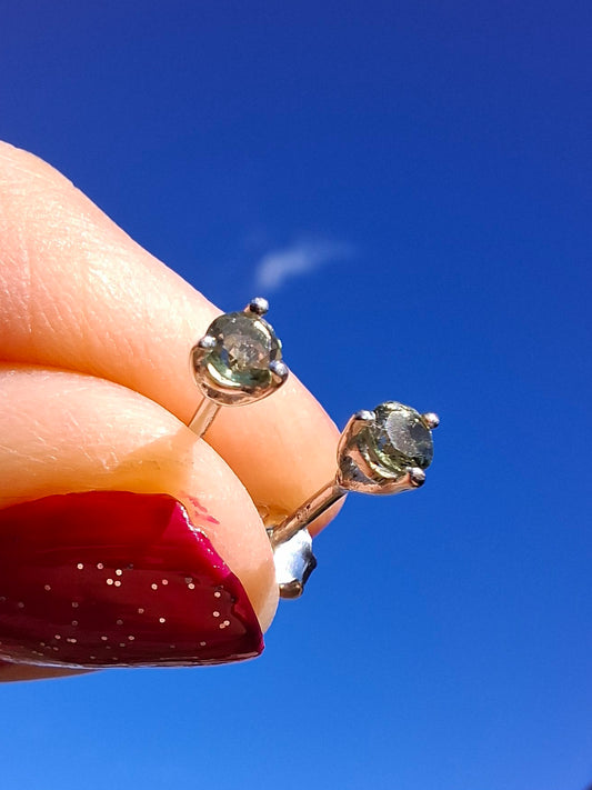 Moldavite (Faceted) 3mm Stud Earrings, 925 Silver (Ref: Pair61)