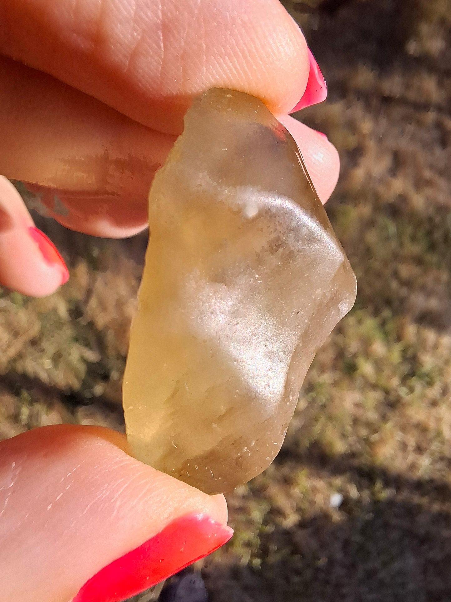 Libyan Desert Glass (darker) Piece, 12.00g, Tektite (Ref: L1377)