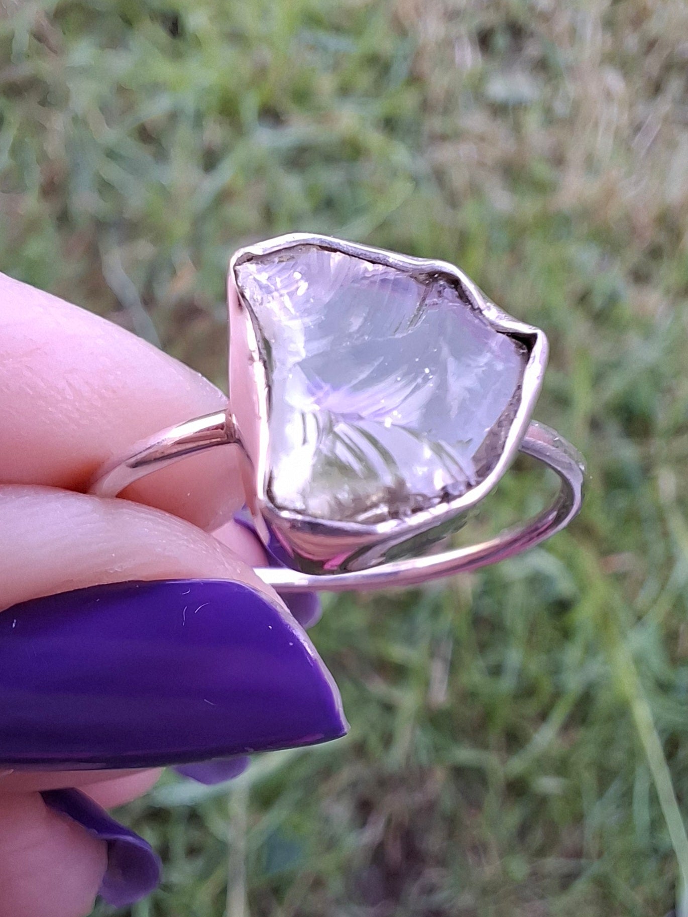 Libyan Desert Glass Ring, size large V, 925 Silver, Tektite (Ref: LR54)