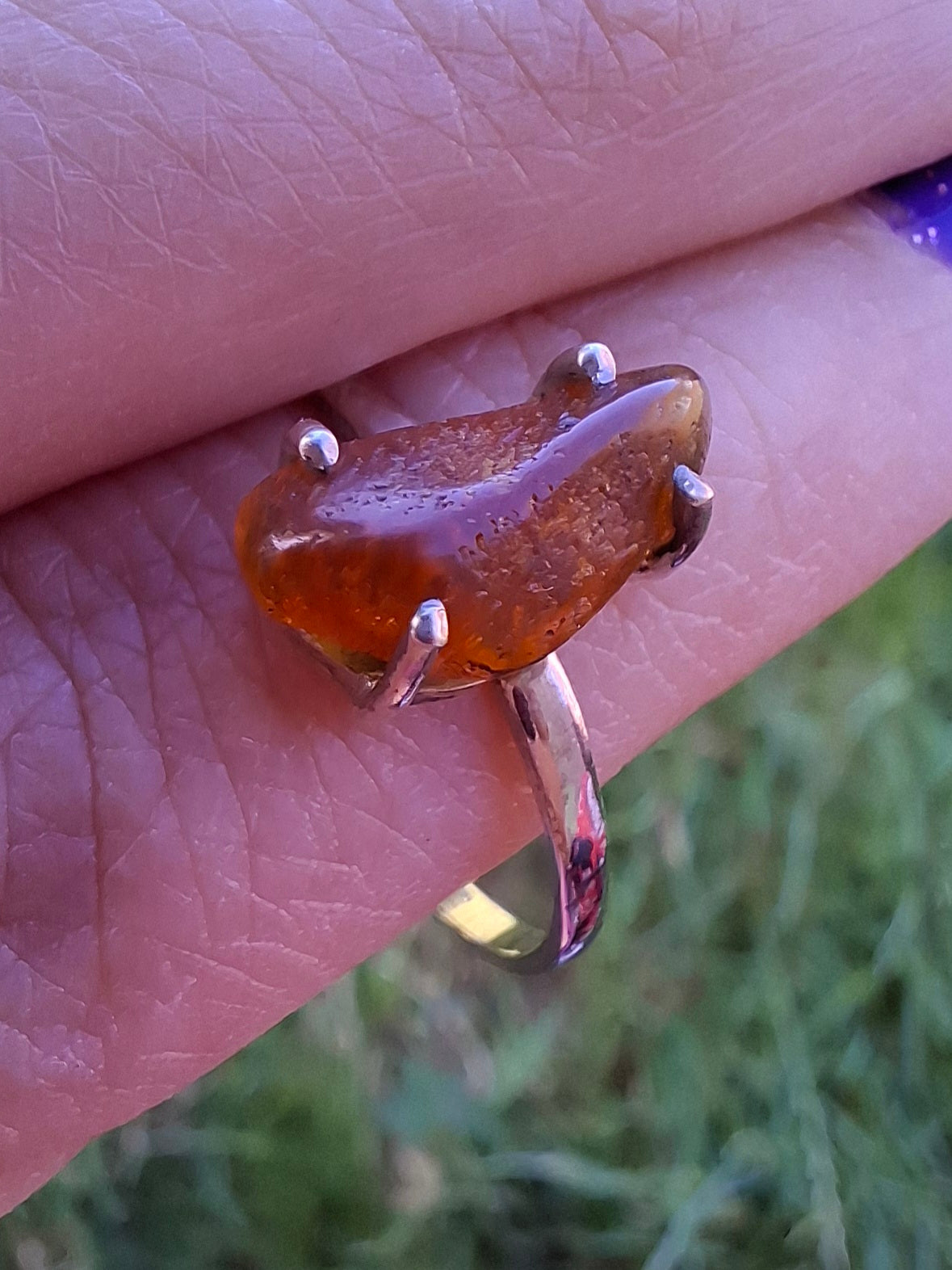 Baltic Amber Ring, size large V, 925 Silver, Fossil (Ref: AR26)