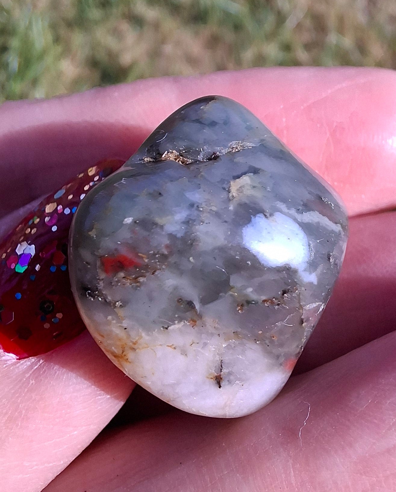 African Blood Stone, Tumble Stone, Crystal (Ref: T174)