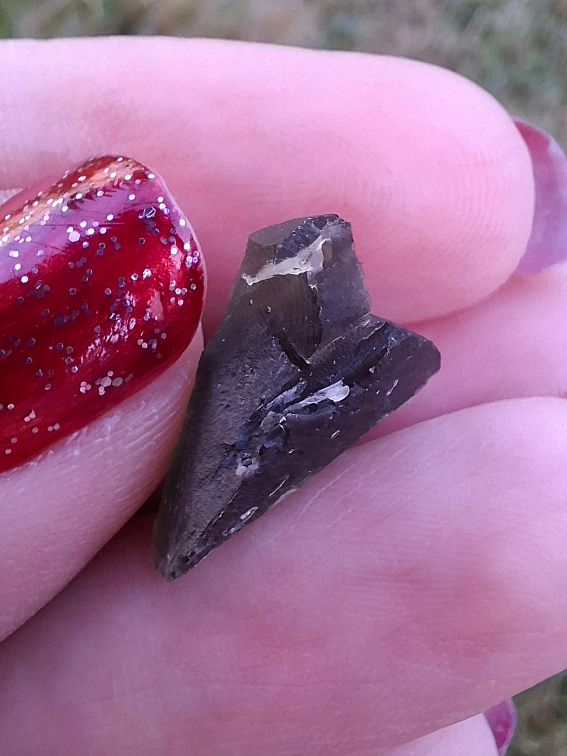 Moldavite Piece, 1.68g, Tektite (Ref: 1468)