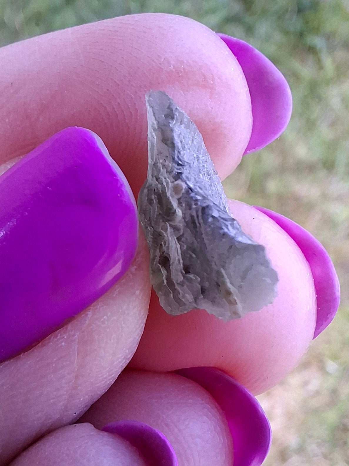 Moldavite Piece, 0.78g, Tektite (Ref: 1451)