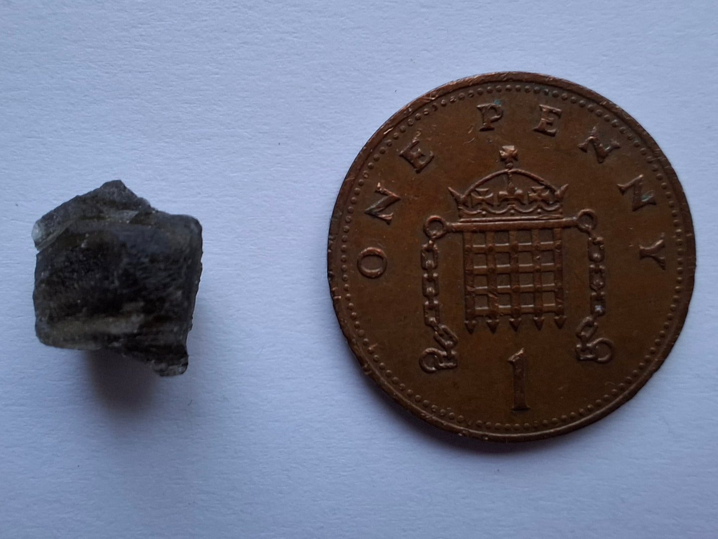 Moldavite Piece, 0.59g, Tektite (Ref: 1472)