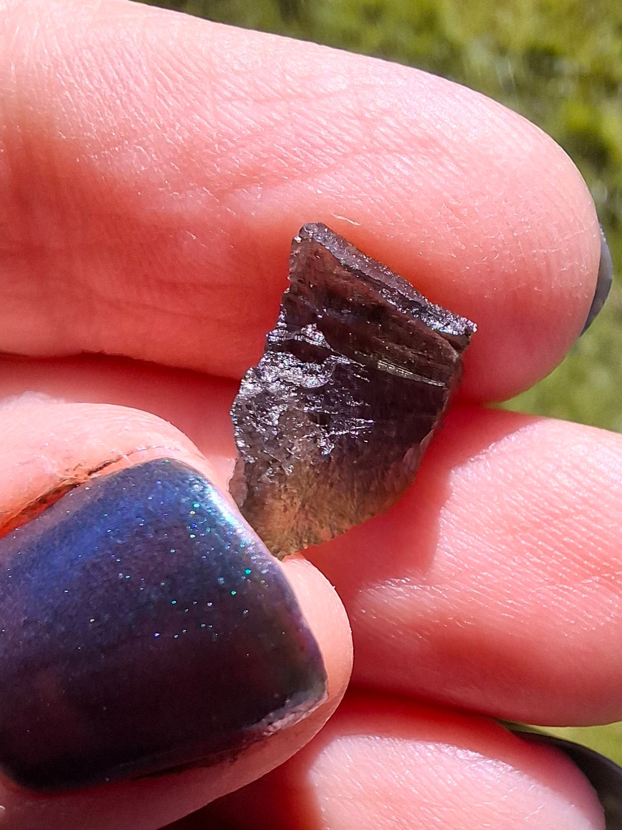 Moldavite Piece, 0.81g, Tektite (Ref: 1400)