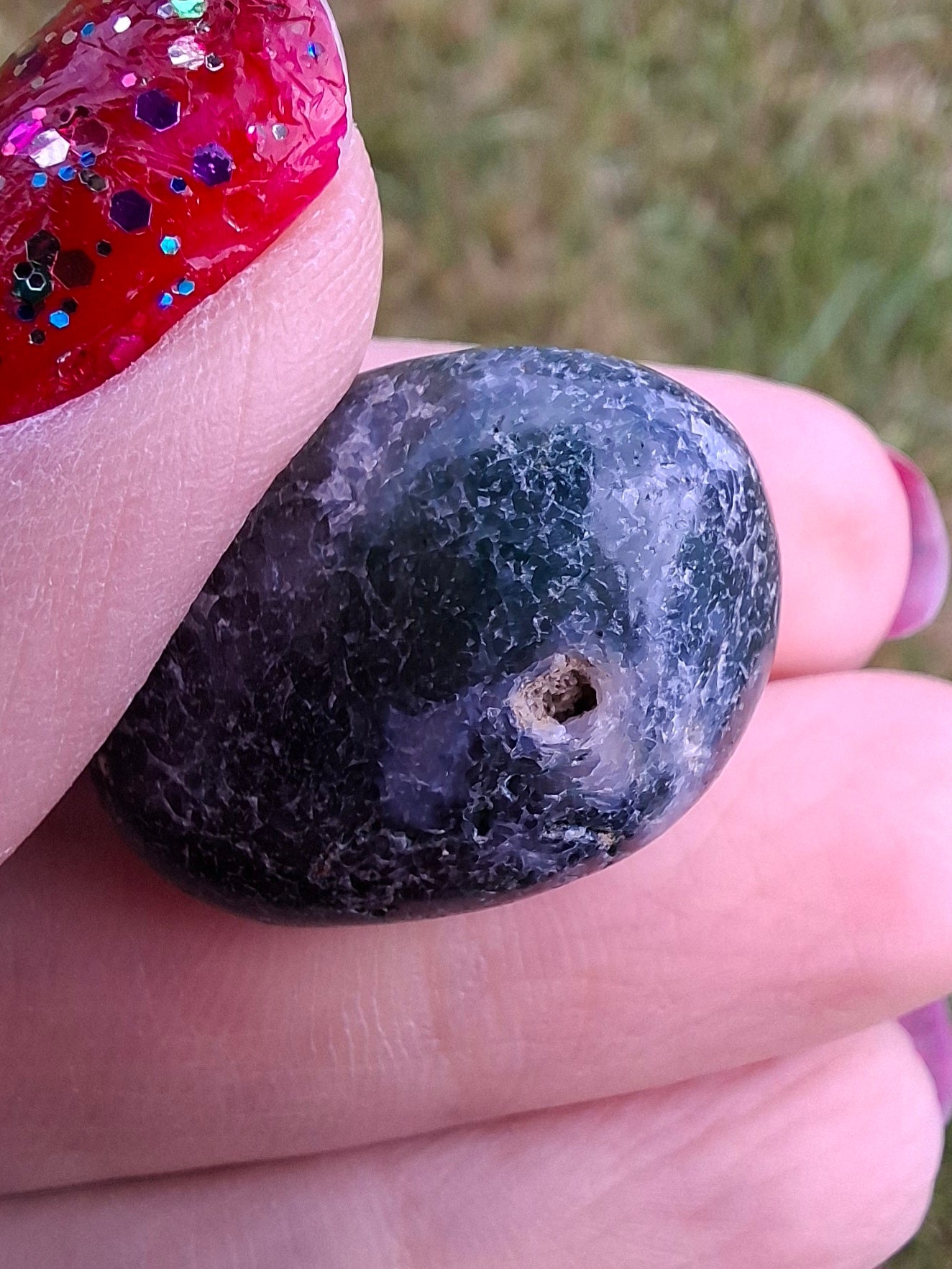Green Moss Agate, Tumble Stone, Crystal (Ref: T171)