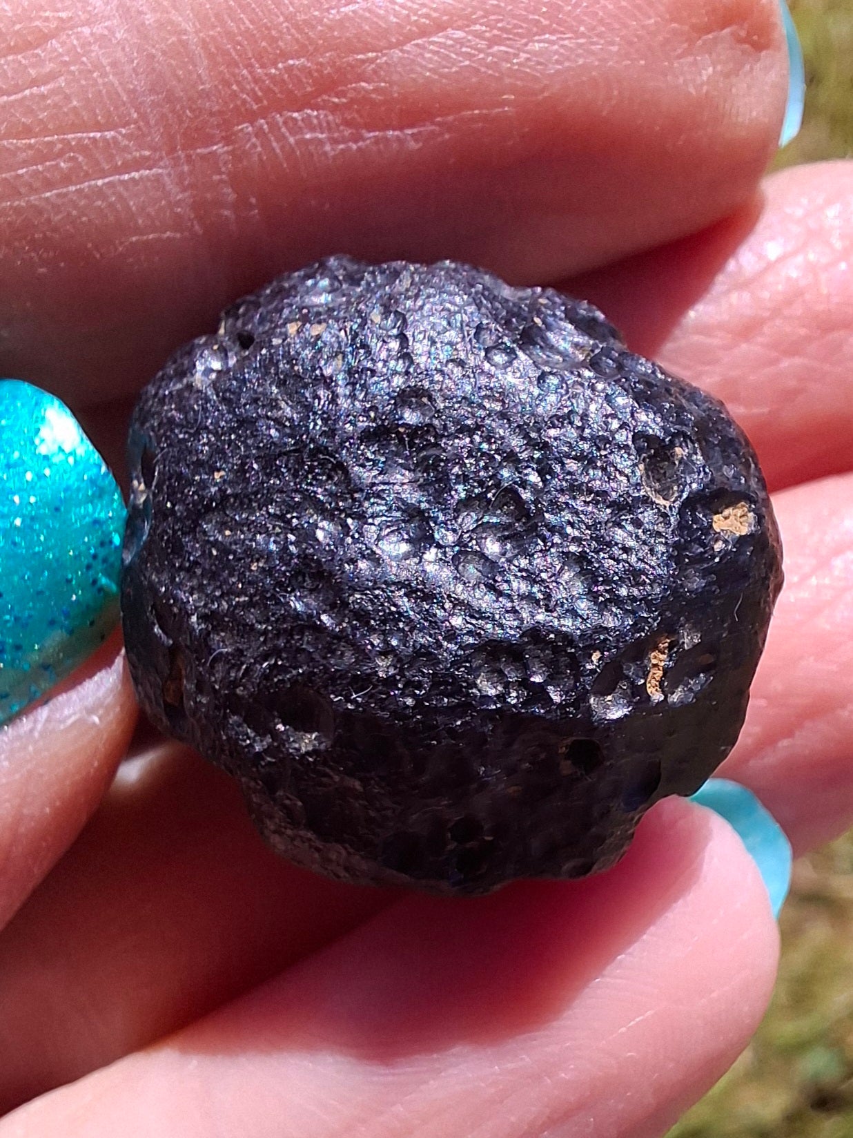Philippinite (Rizalite), 10.64g, Tektite