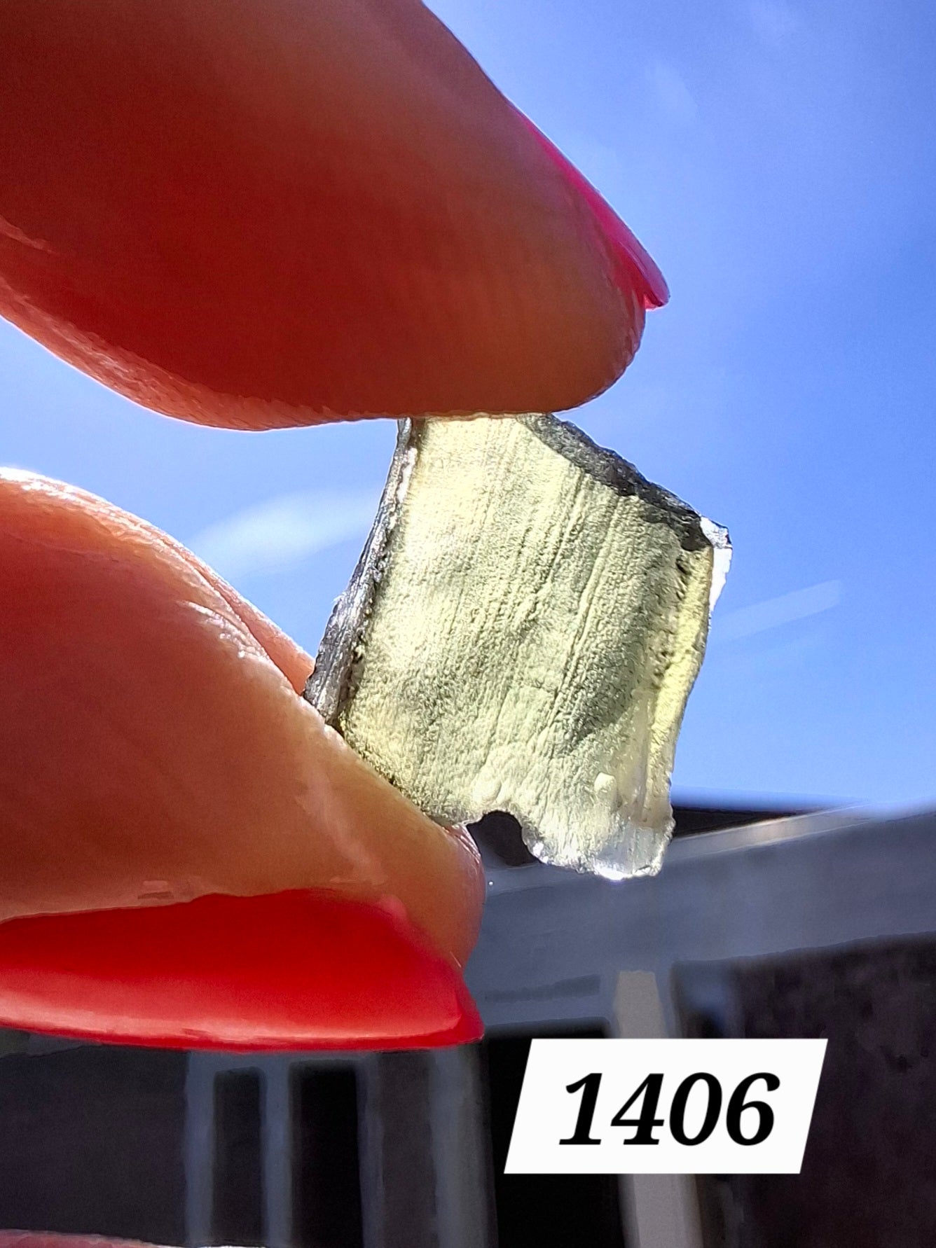 Moldavite Piece, 0.86g, Tektite (Ref: 1406)