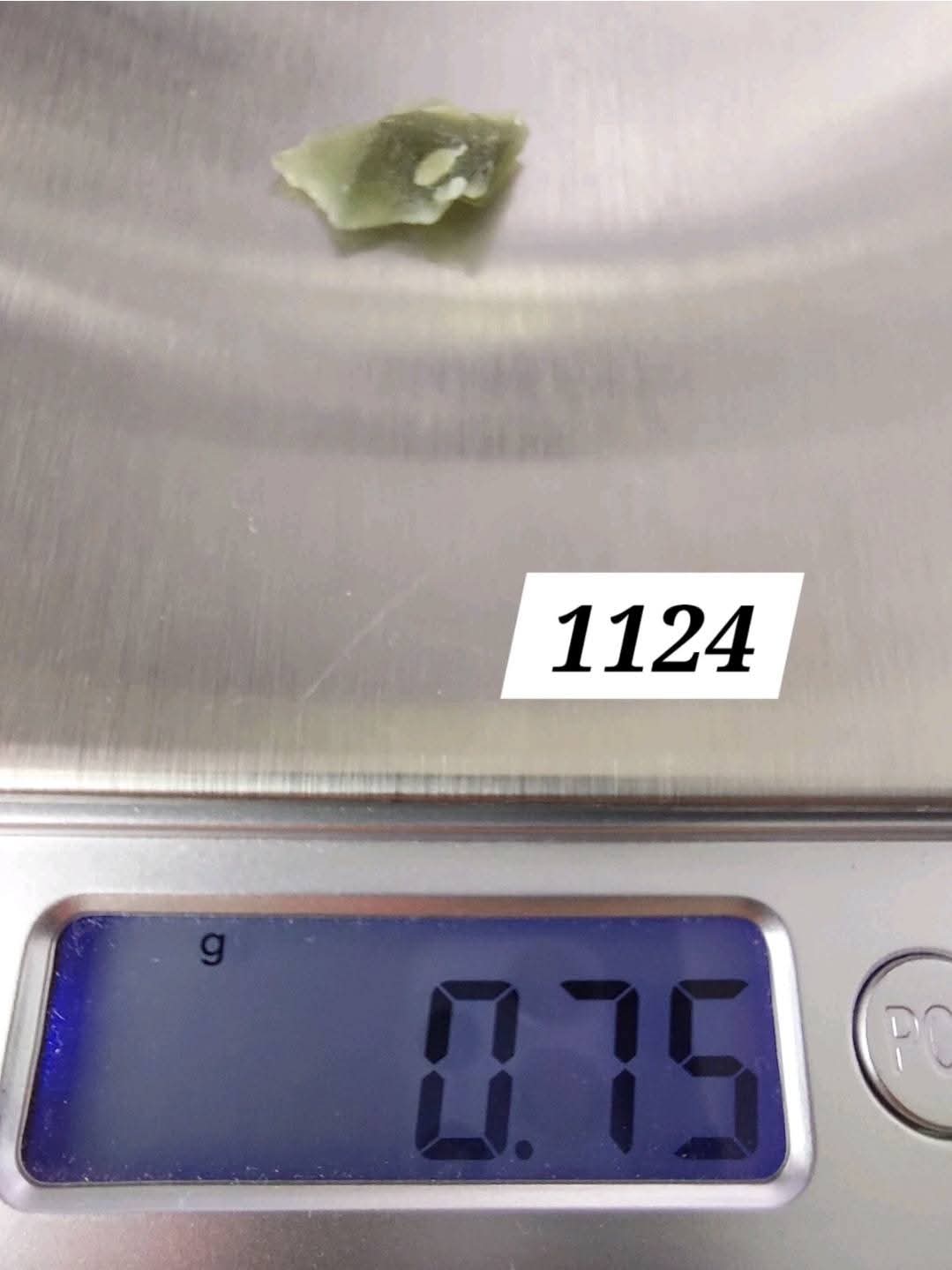Moldavite Piece, 0.75g, Tektite (Ref: 1124)