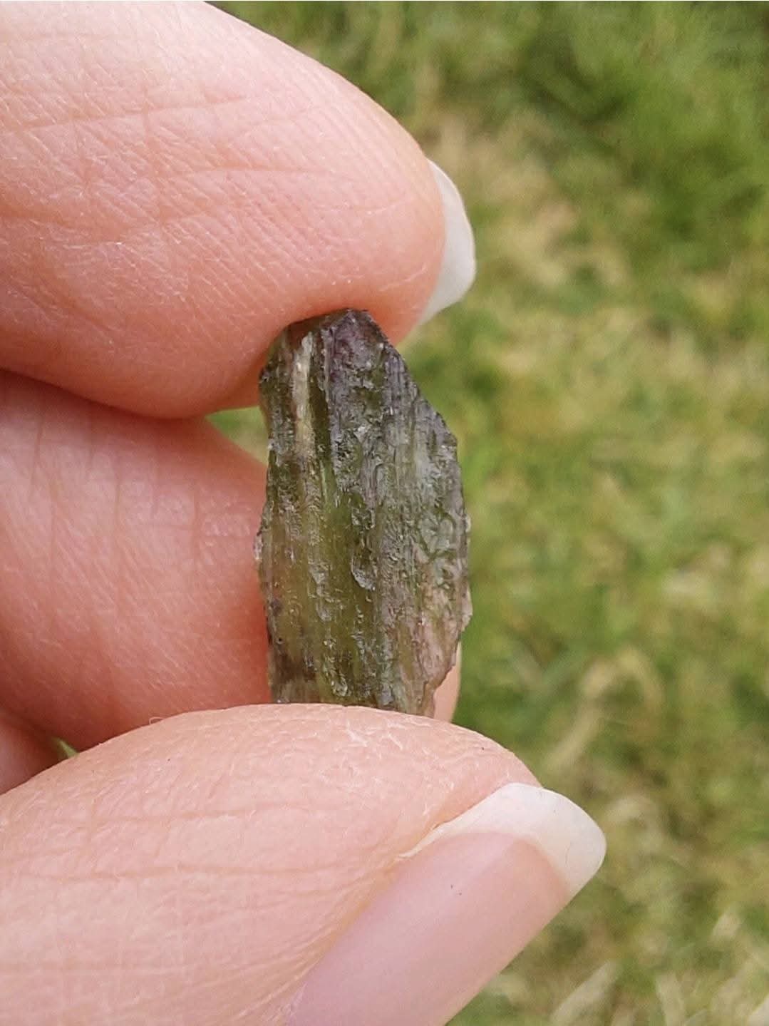 Moldavite Piece, 0.70g, Tektite (Ref: E214)