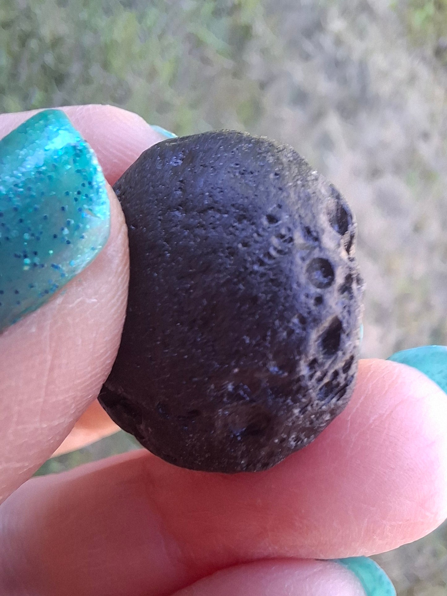 Philippinite (Rizalite), 9.24g, Tektite