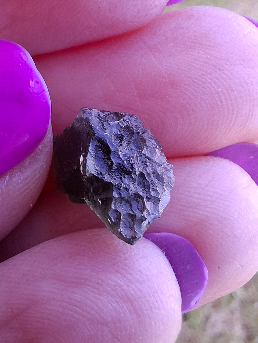 Moldavite Piece, 0.82g, Tektite (Ref: 1456)
