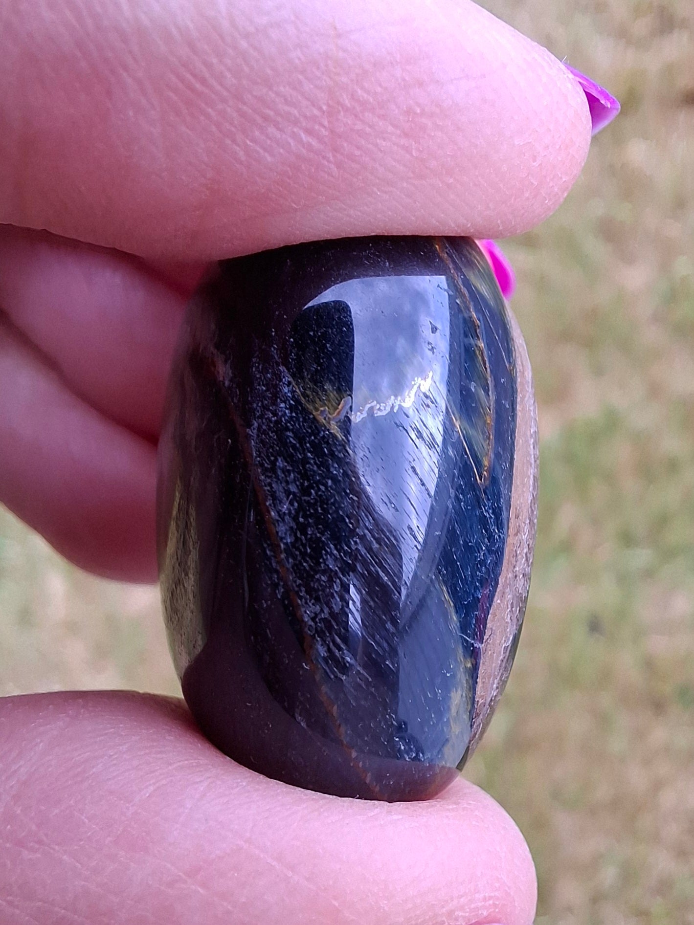 Blue Tigers Eye, Tumble Stone, Crystal (Ref: T21)