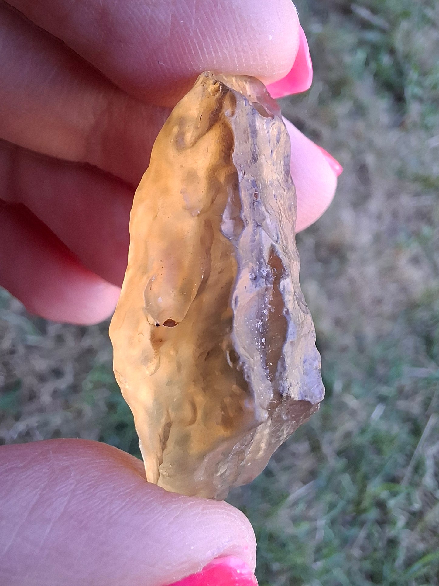 Libyan Desert Glass (darker) Piece, 8.76g, Tektite (Ref: L1367)