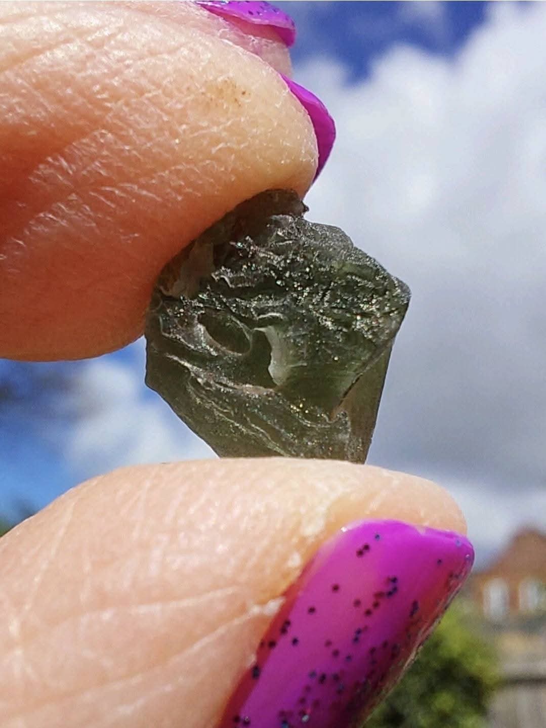 Moldavite Piece, 0.82g, Tektite (Ref: 1117)