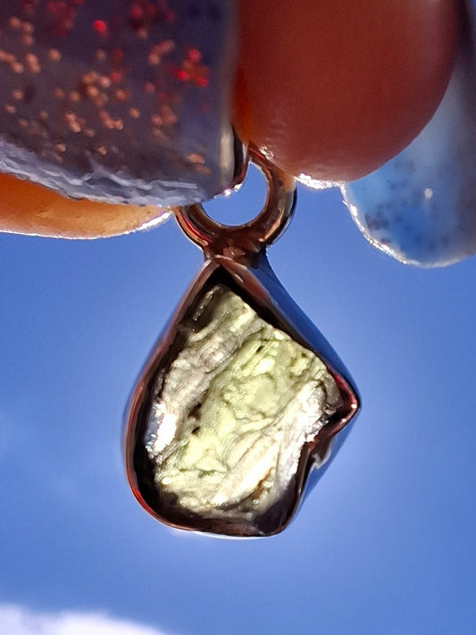 Moldavite Pendant, 925 Silver, Tektite (Ref: P92)
